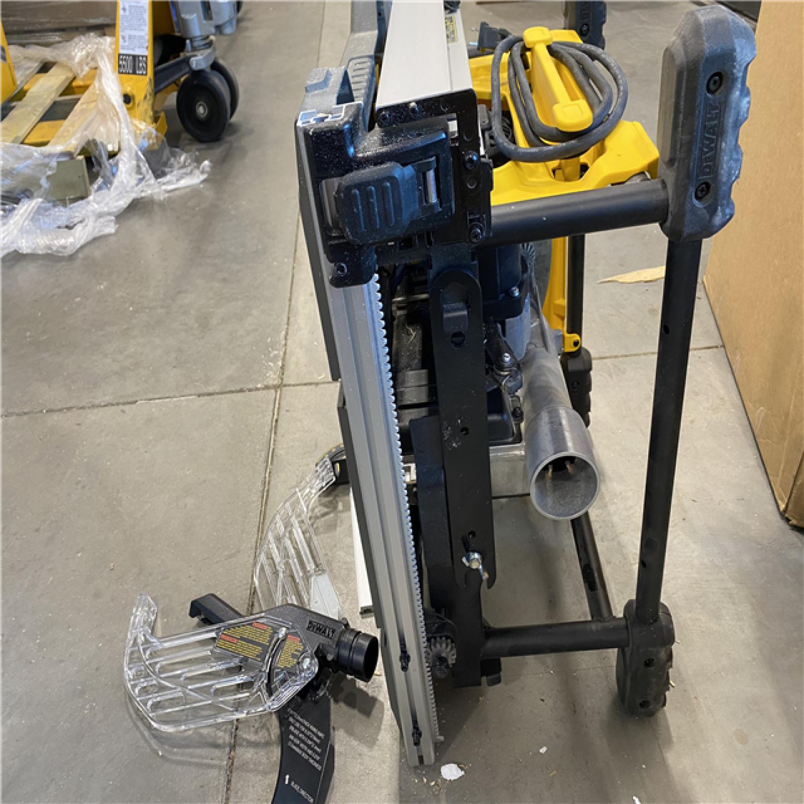 AS-IS Dewalt 8-1/4 Compact Jobsite Table Saw