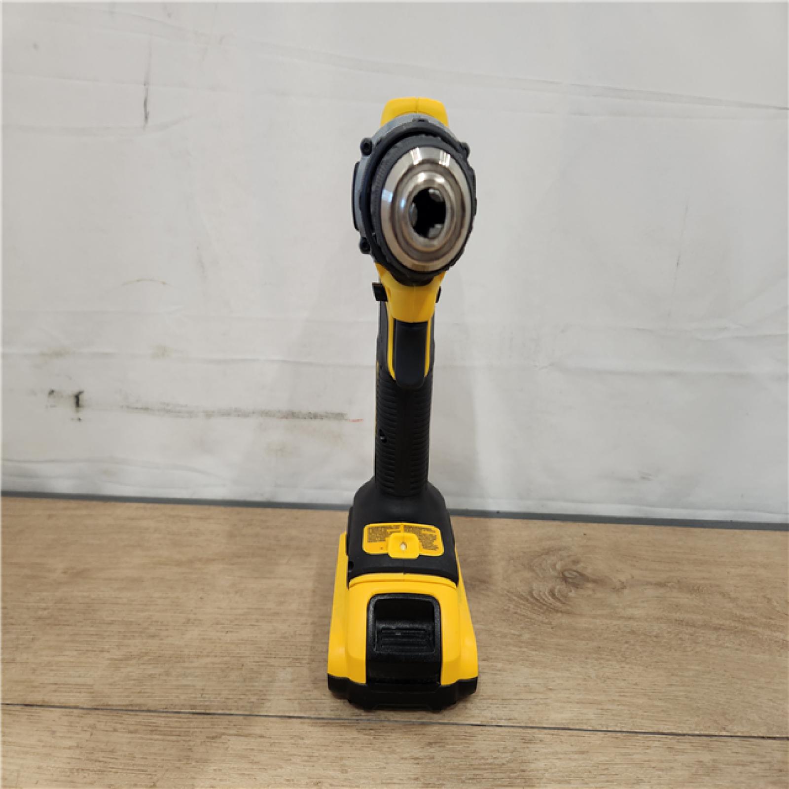 AS-IS- DEWALT DCD794D1 20V  Cordless.5 in Drill Driver  2 Ah
