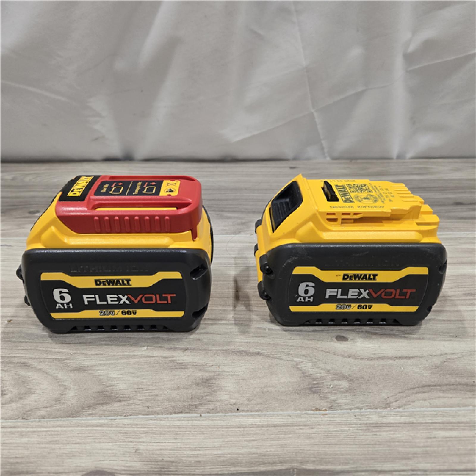 AS-IS DEWALT FLEXVOLT 20-Volt/60-Volt MAX Lithium-Ion 6.0Ah Battery Pack (2-Pack)