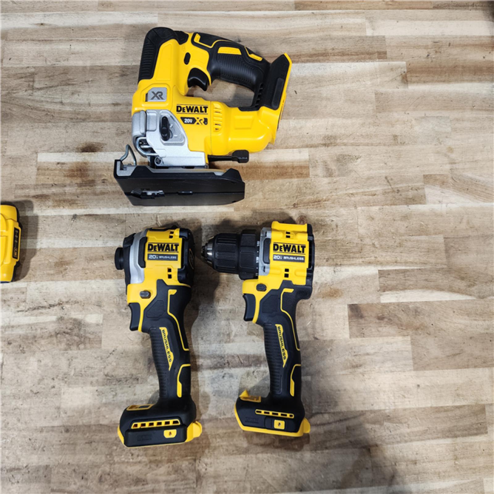 HOUSTON LOCATION - AS-IS DEWALT 3 TOOL COMBO KIT W/ (2) BATTERY & CHARGER
