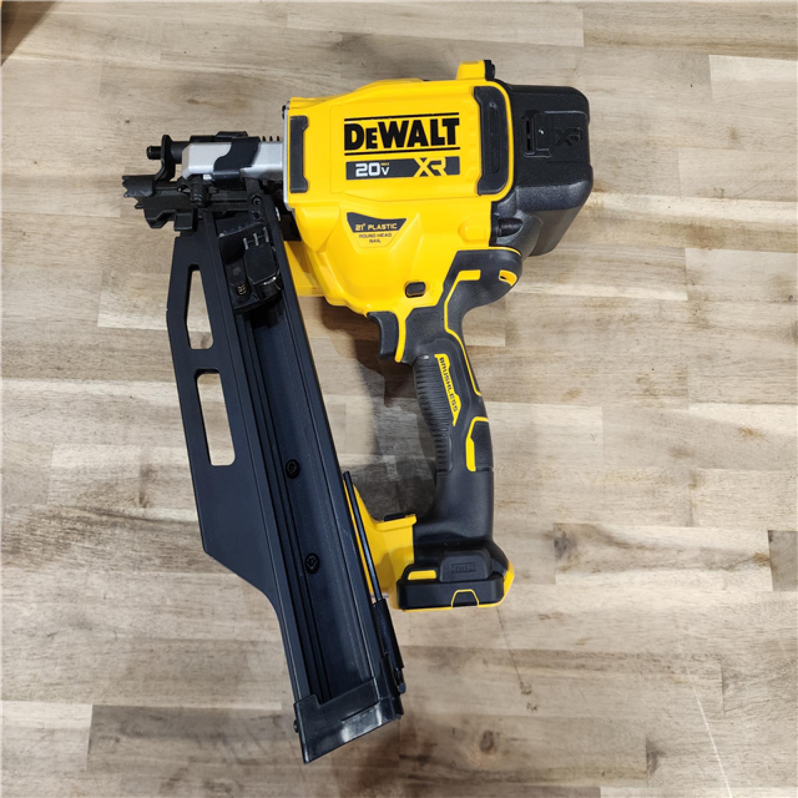HOUSTON LOCATION - AS-IS DEWALT 20-Volt 21° Cordless Framing Nailer (Tool-Only)
