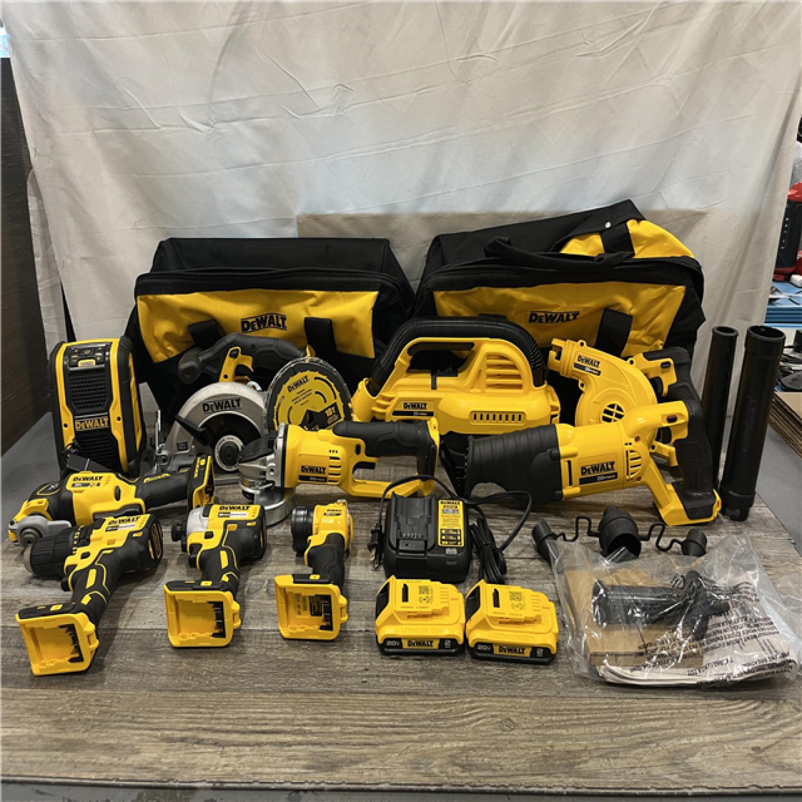 AS-IS DEWALT 20-Volt Max Lithium-Ion (10-Tool) Cordless Combo Kit