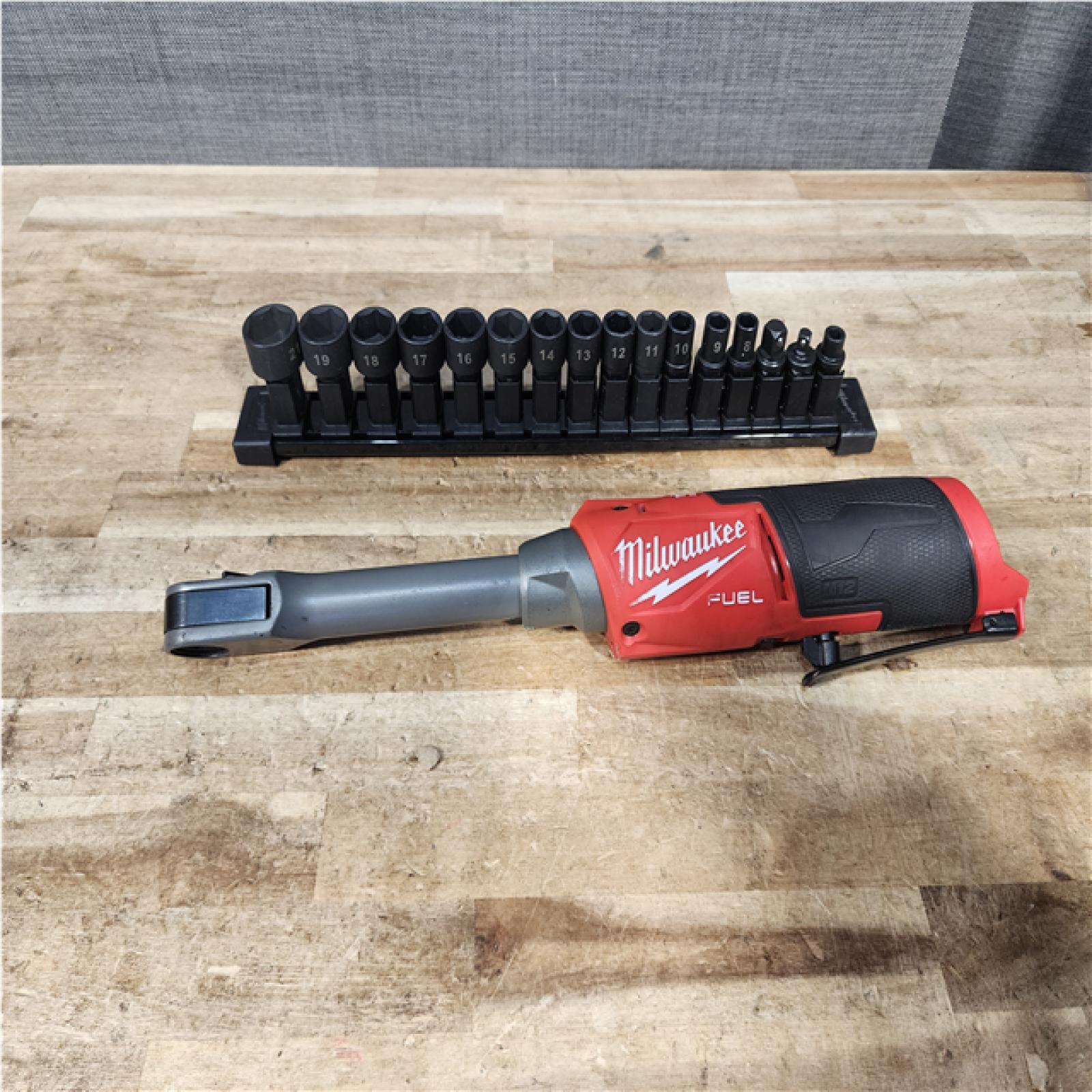 Houston Location AS-IS Milwaukee FUEL 12V Lithium-Ion Brushless Cordless 1/4 in - 3/8 in Extended Ratchet (Tool-Only)
