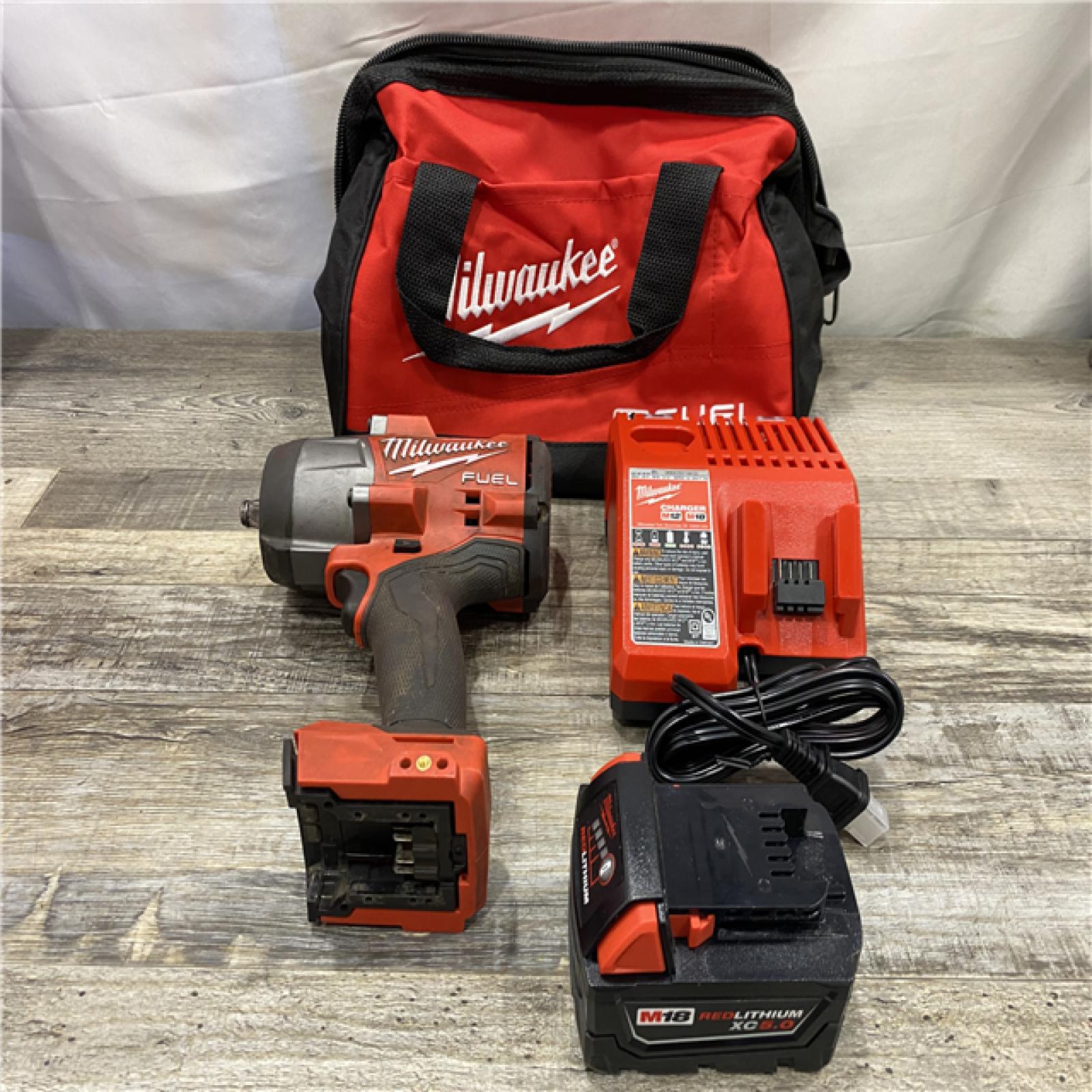 AS-IS Milwaukee FUEL 18V Lithium-Ion Brushless Cordless 1/2 in. Impact Wrench w/Friction Ring Kit