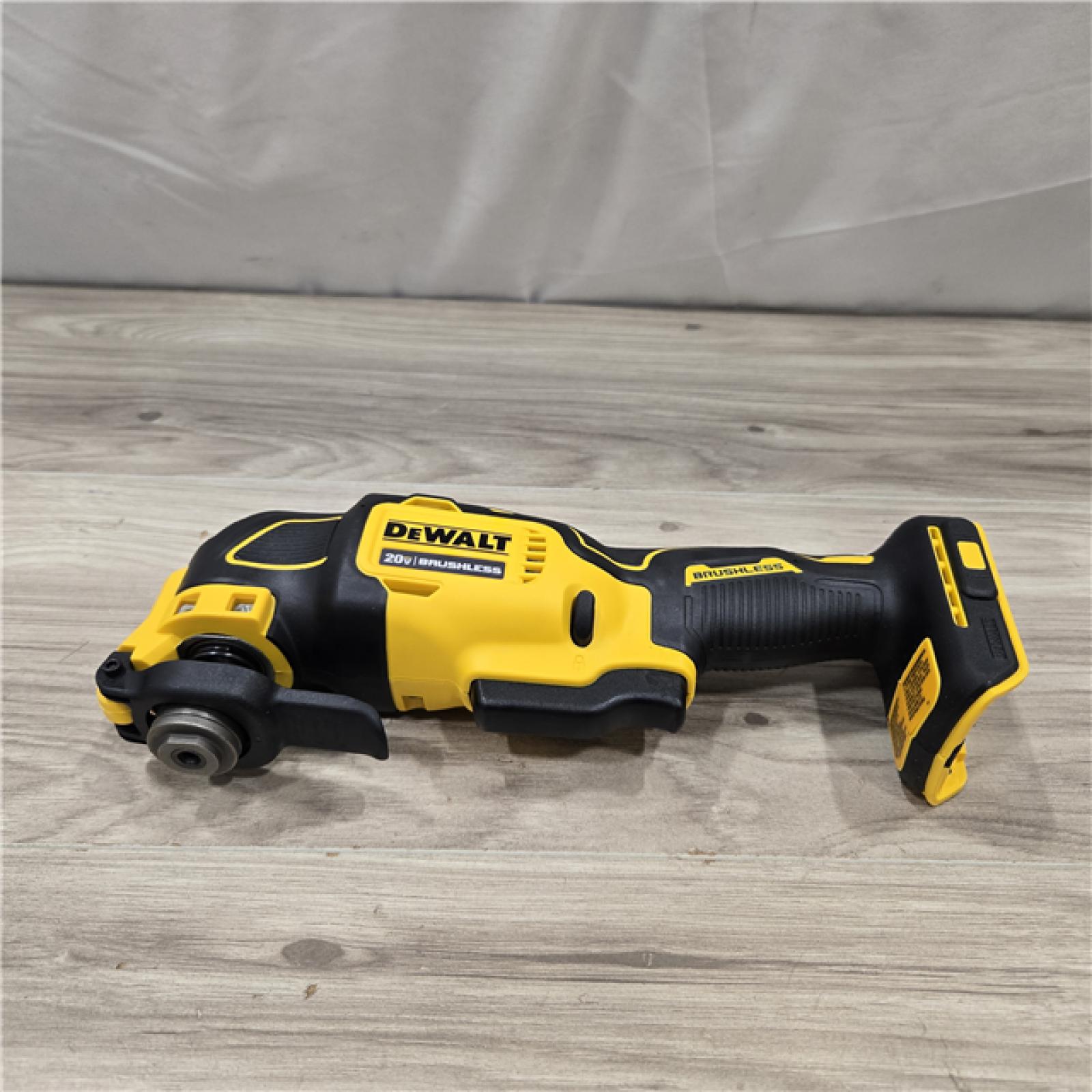 AS-IS DEWALT ATOMIC 20V MAX Cordless Oscillating Multi Tool (Tool Only)