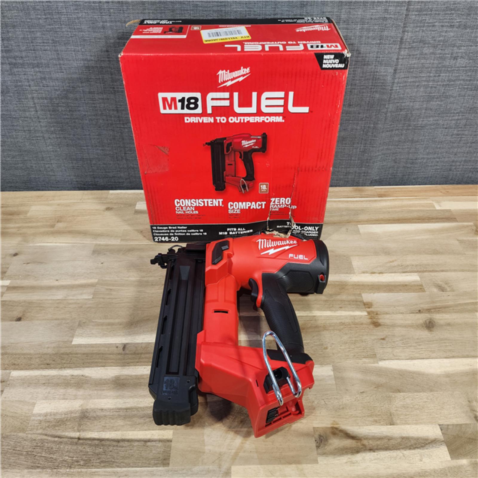 HOUSTON LOCATION - AS-IS (APPEARS LIKE NEW) Milwaukee M18 Fuel 18V Brushless 18-Gauge Brad Nailer 2746-20 (Bare Tool)
