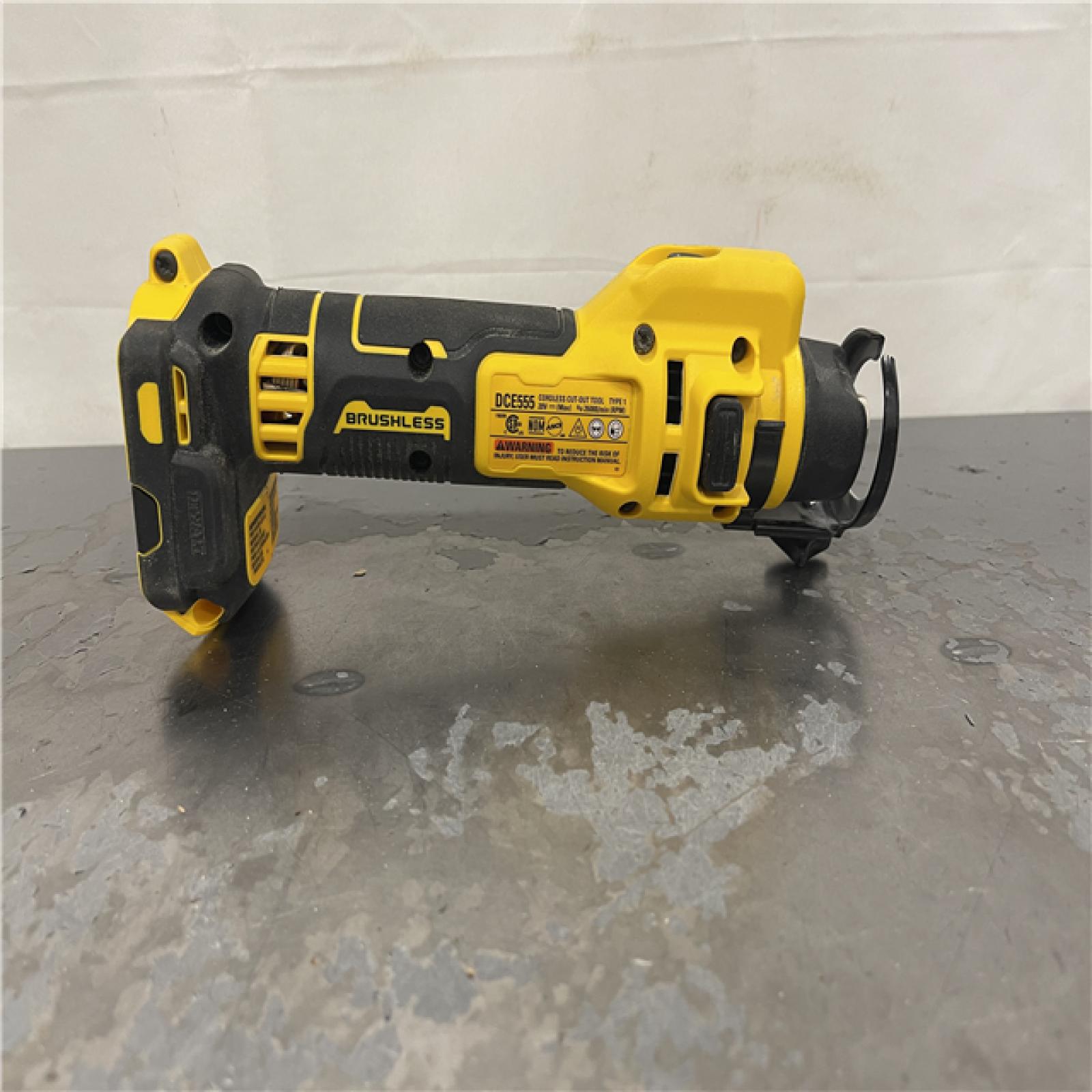 AS-IS- DEWALT 20V MAX Cordless Cut-Out Tool (Tool-Only)