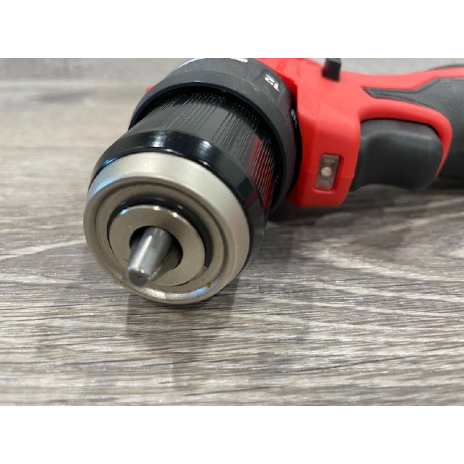 AS-IS Milwaukee 12-Volt Lithium-Ion Brushless Cordless Subcompact Brushless Drill Driver Kit
