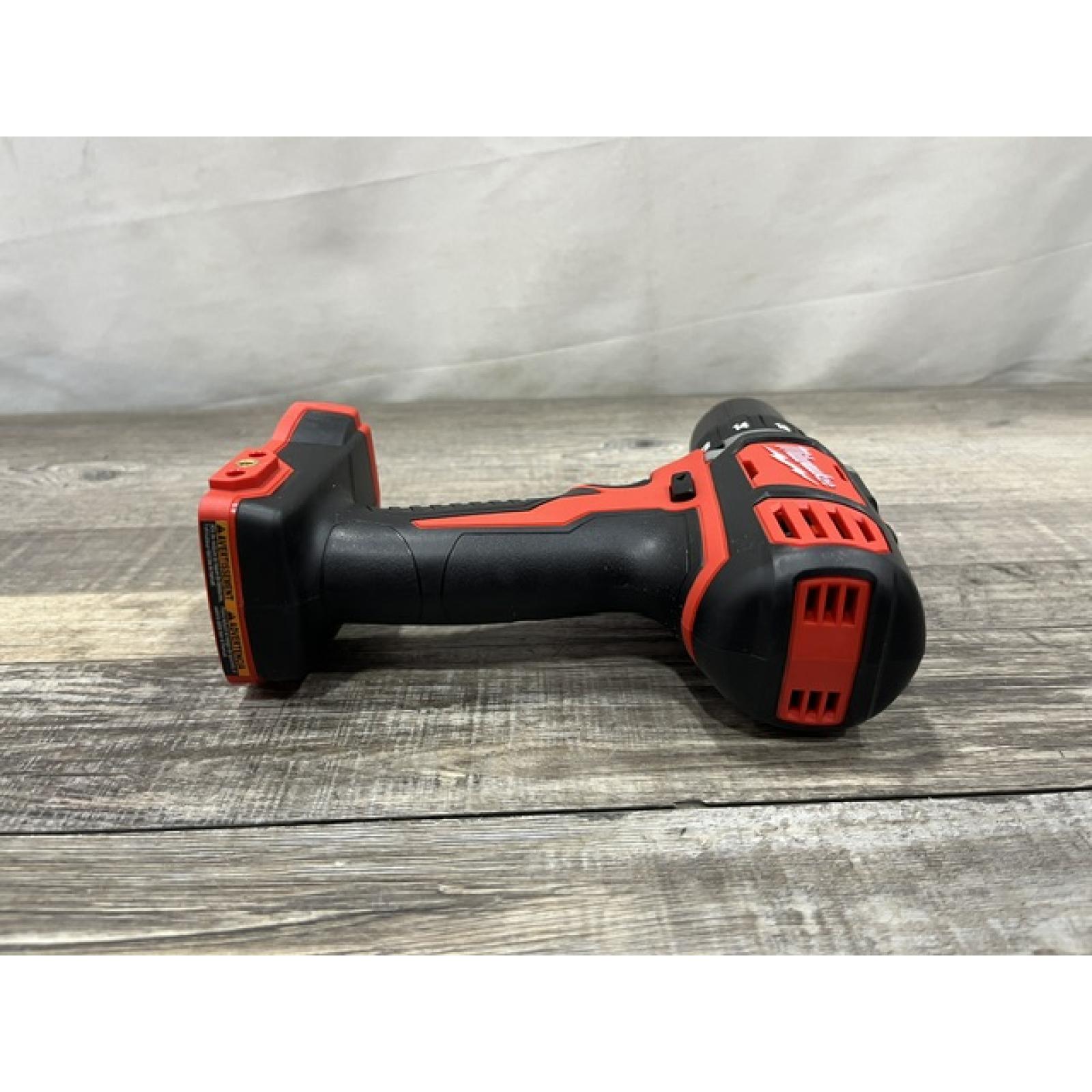 AS-IS Milwaukee 18V Lithium-Ion Cordless Drill Driver/Impact Driver Combo Kit