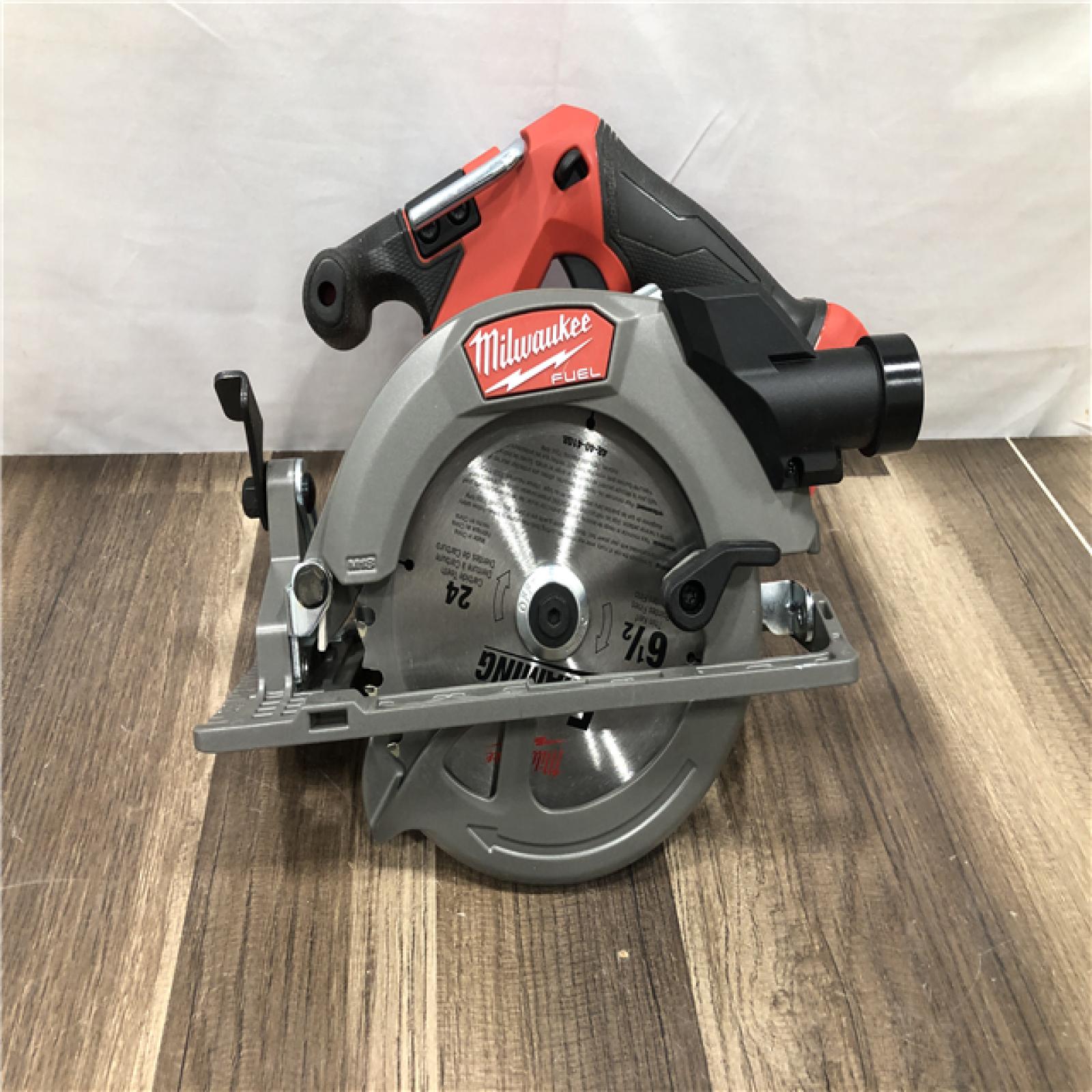 AS-IS Milwaukee  FUEL 18V Lithium-Ion Brushless Cordless 6-1/2 in. Circular Saw (Tool-Only)