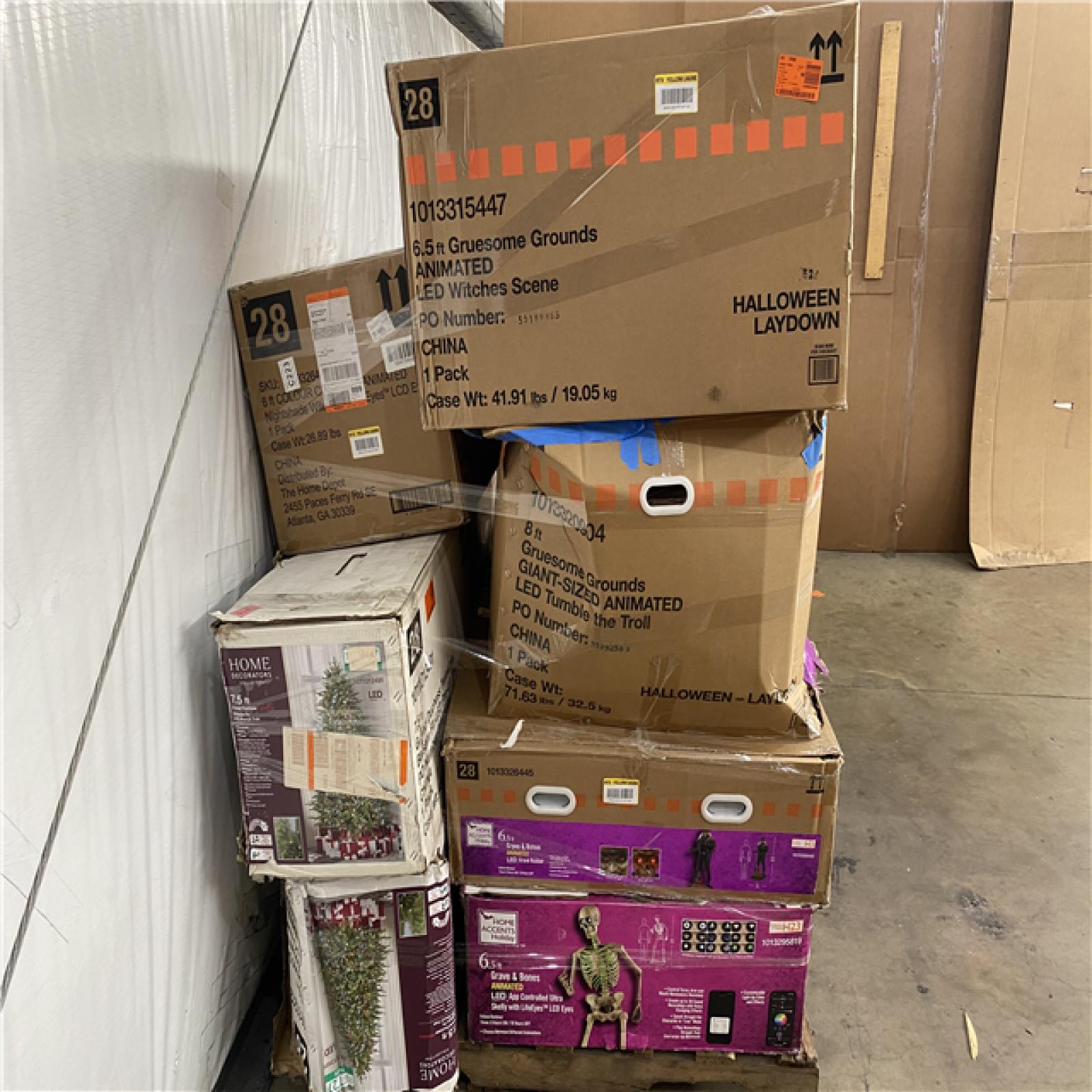 Houston Location AS IS - Holiday Decor