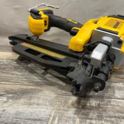 AS-IS DEWALT 20-Volt 21° Cordless Framing Nailer (Tool-Only)