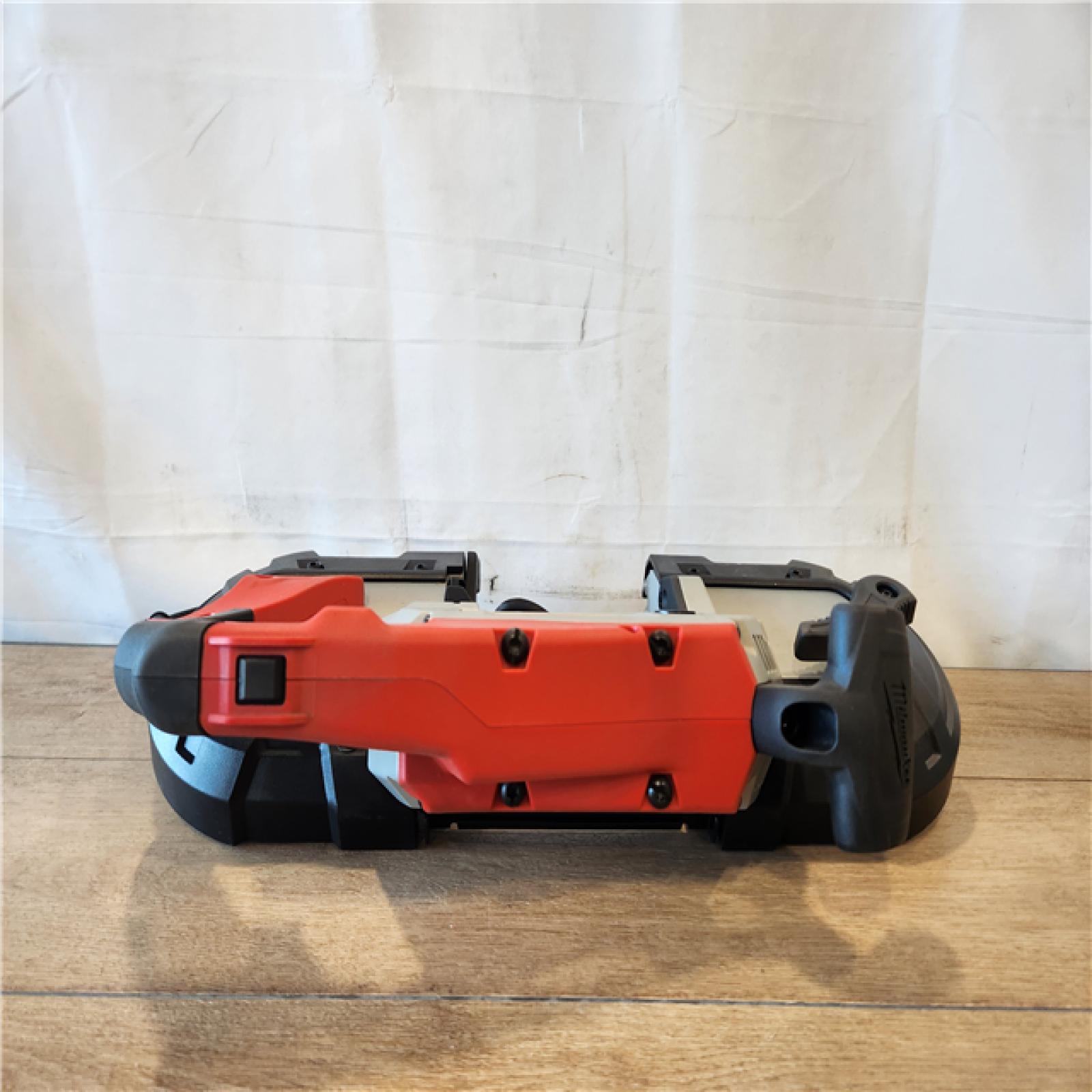 AS-IS- Milwaukee 120V 11.0A Corded Variable Speed Band Saw