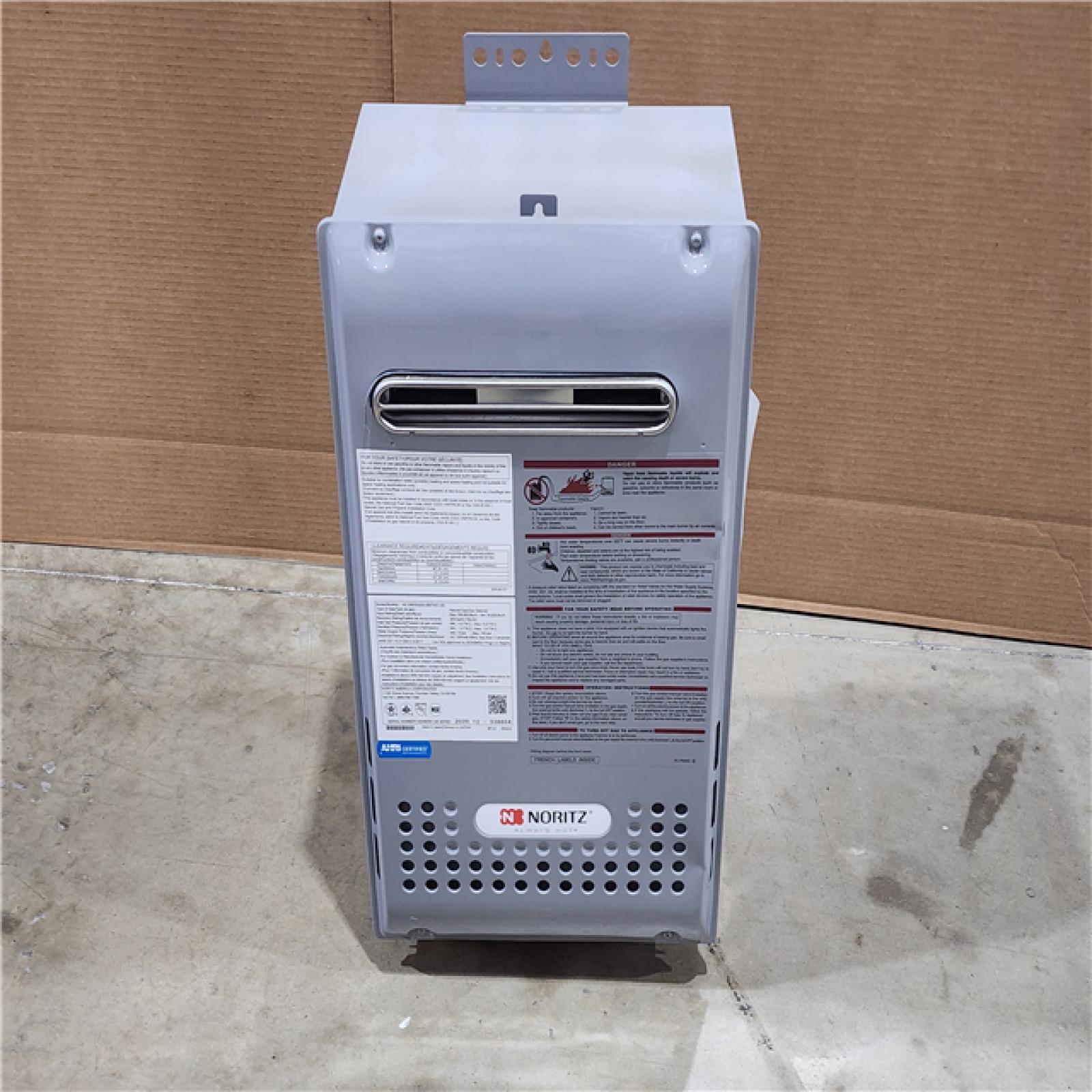 HOUSTON LOCATION - AS-IS (NEW) NC199OD 199 900 BTU Outdoor Commercial Tankless Water Heater (NG)