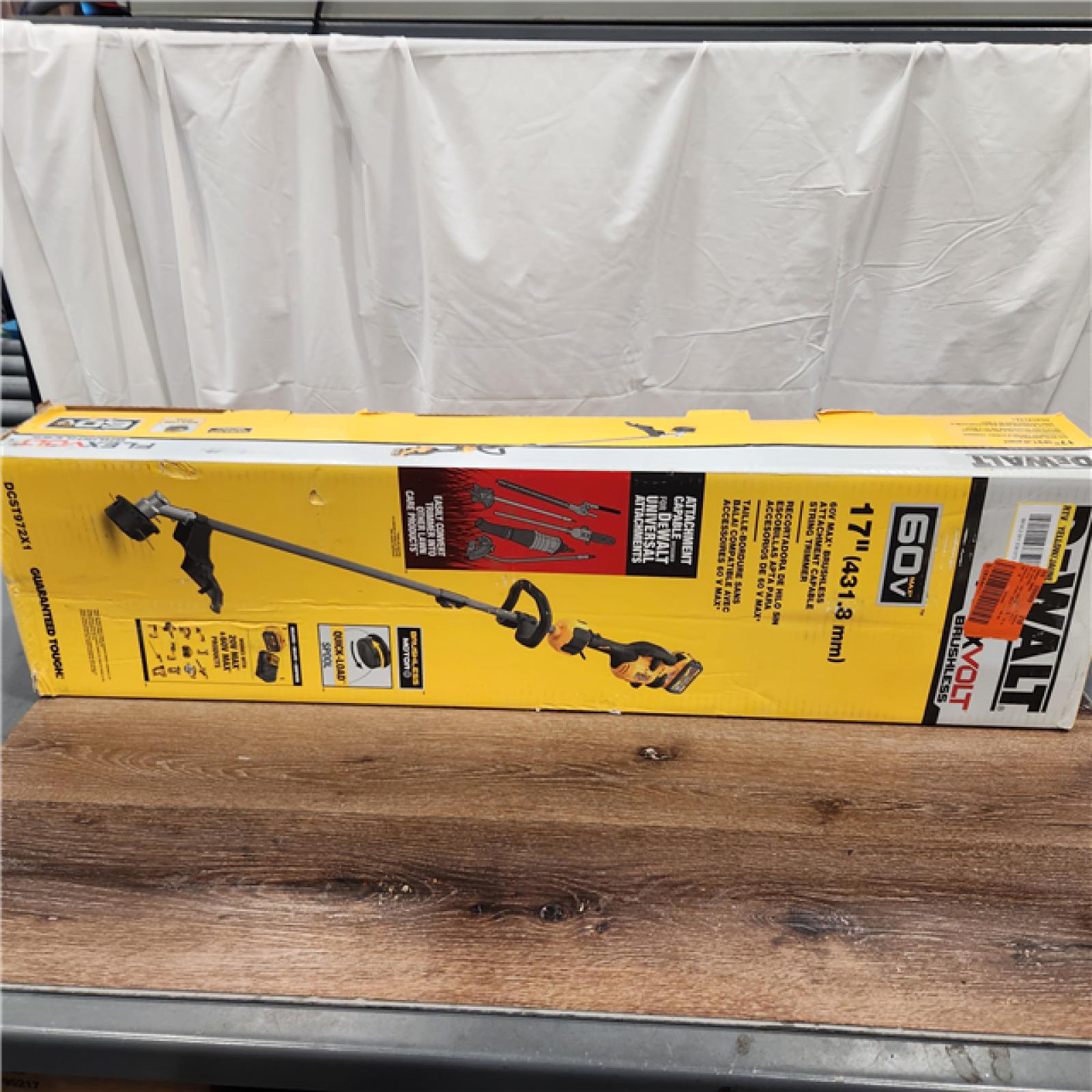 AS-IS - DEWALT FLEXVOLT 60V MAX 17 in. Cordless Battery Powered Attachment Capable Trimmer Kit with (1) FLEXVOLT 3Ah Battery & Charger