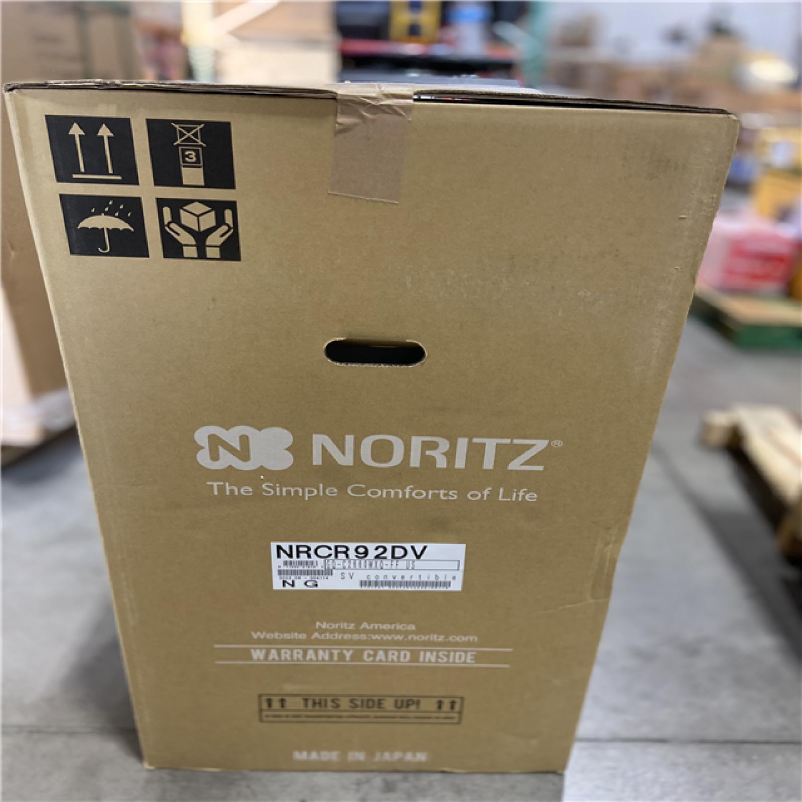 DALLAS LOCATION - 9.2 GPM Residential Indoor/Outdoor Built-In Recirculation Pump  Natural Gas Tank