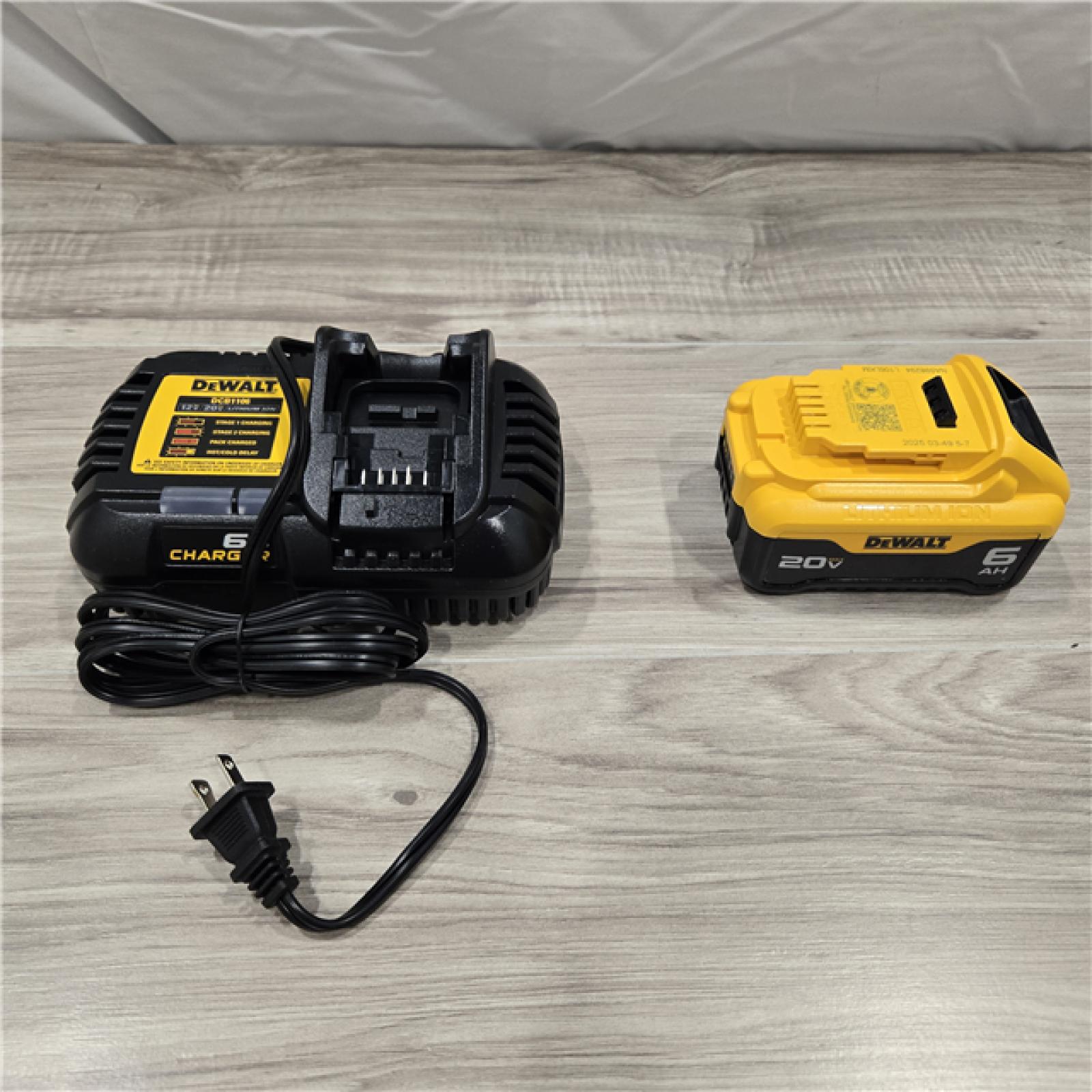 LIKE NEW! - Dewalt 20V Lithium-Ion 6.0Ah Battery Pack & Charger Kit