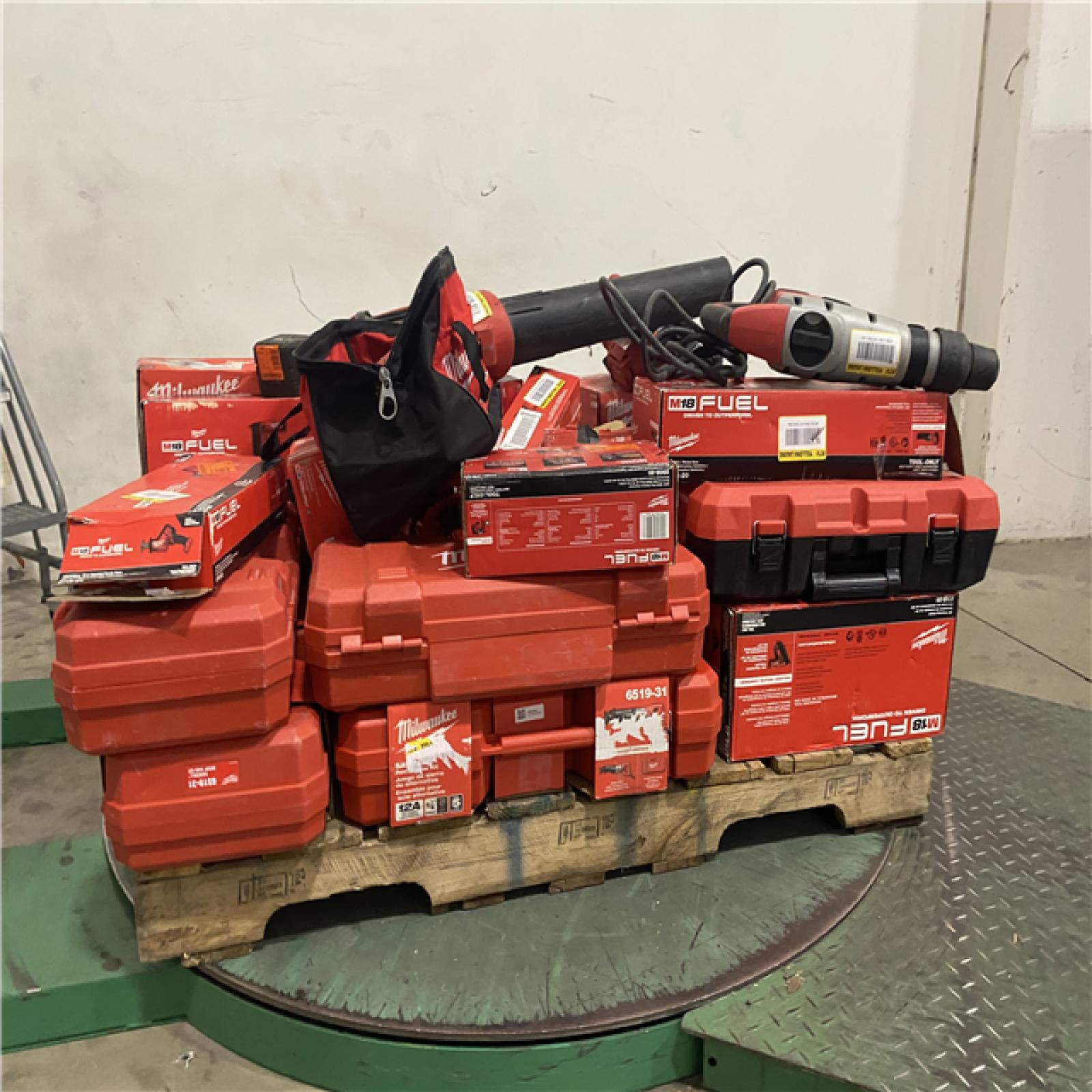 Dallas Location - As-Is MILWAUKEE Tool Pallet