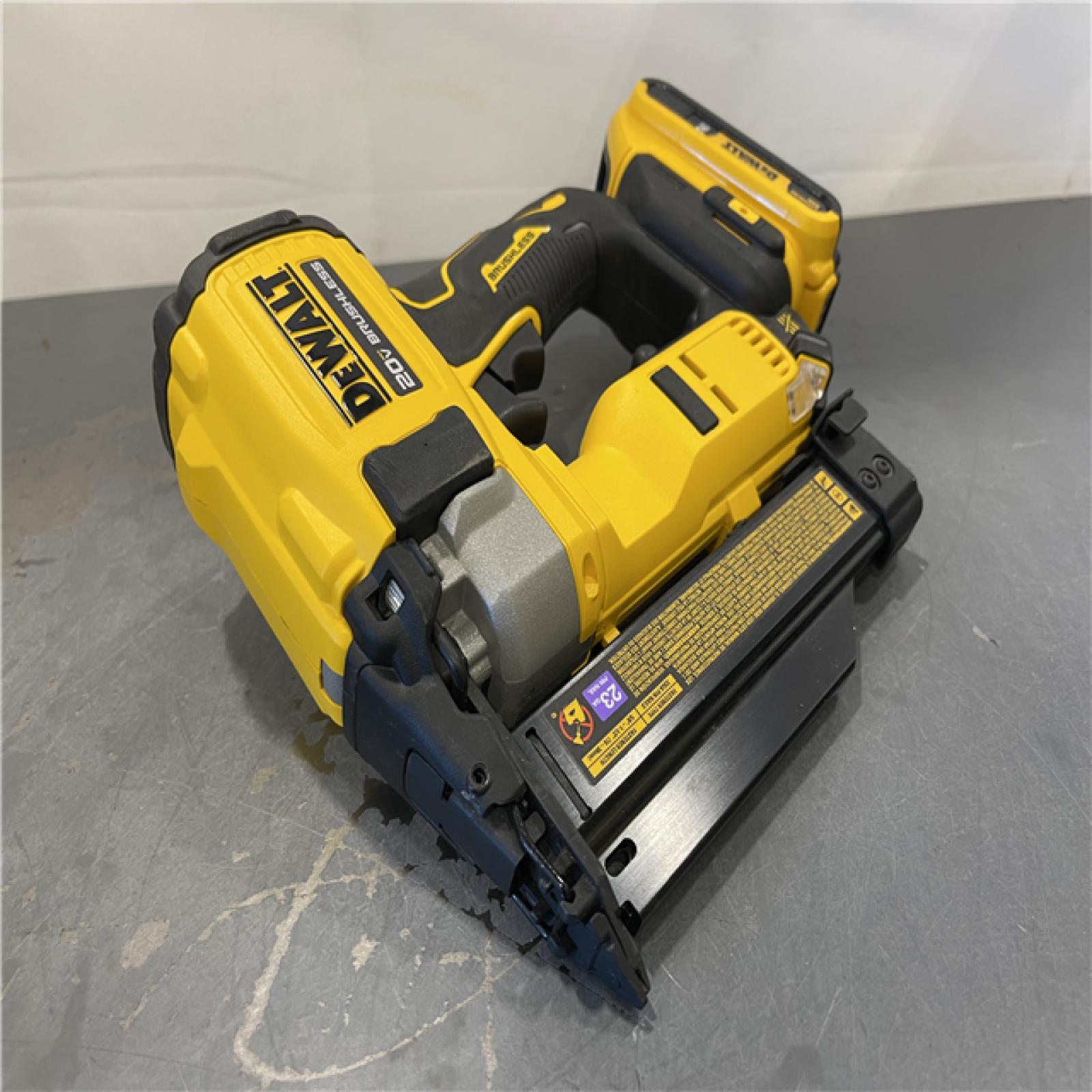 AS-IS - DeWalt ATOMIC 20V MAX Lithium Ion Cordless 23 Gauge Pin Nailer Kit