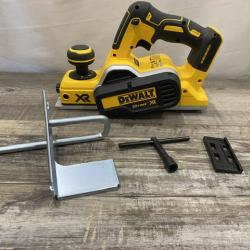 AS-IS DEWALT 20V MAX XR Cordless Brushless 3-1/4 in. Planer (Tool Only)