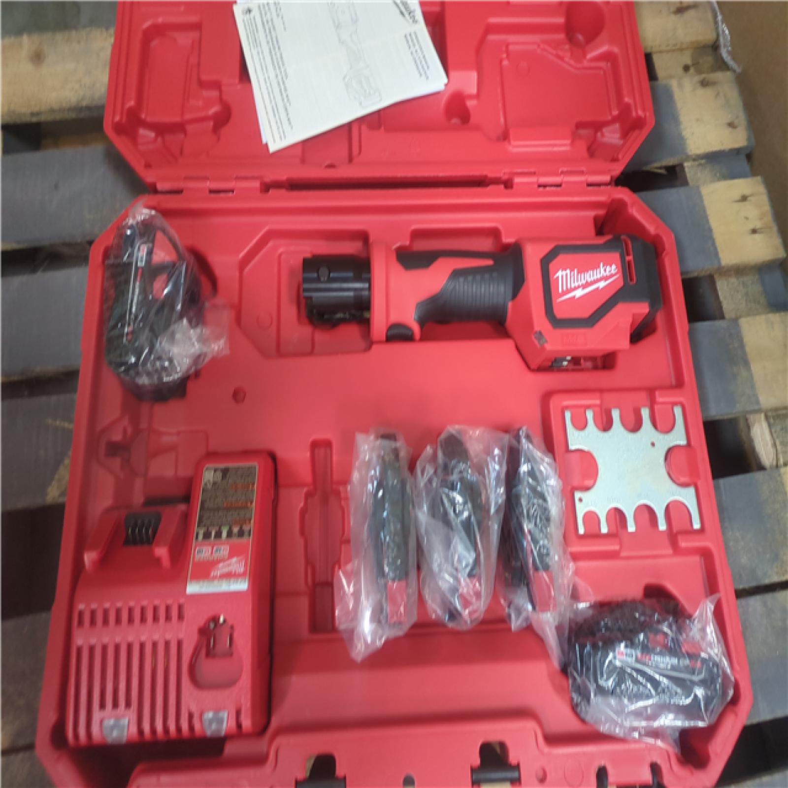 CALIFORNIA AS-IS MILWAUKEE M18 SHORT THROW PRESS TOOL
