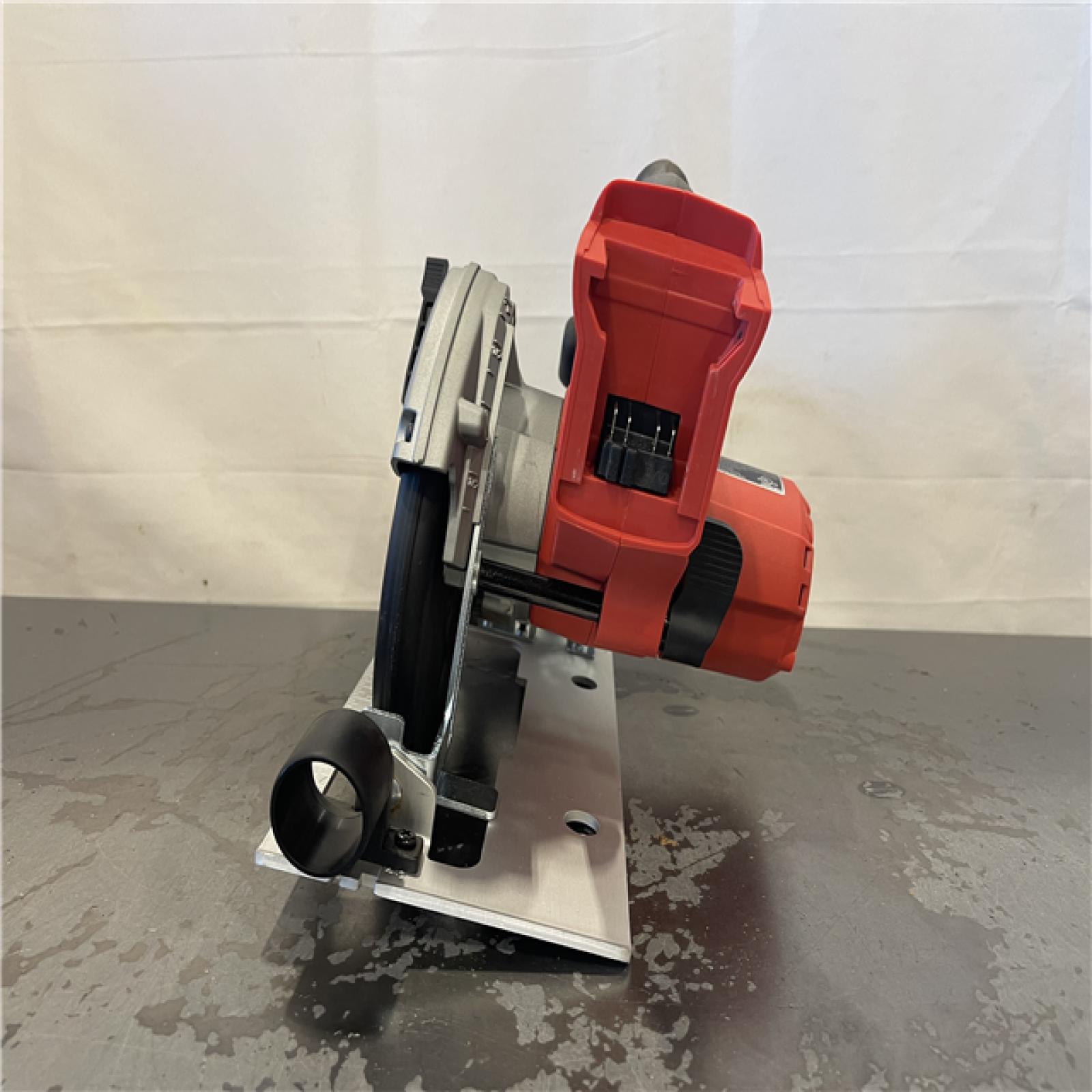 AS-IS- Milwaukee 2630-20 M18 Cordless 6-1/2 Circular Saw (Bare Tool Only)