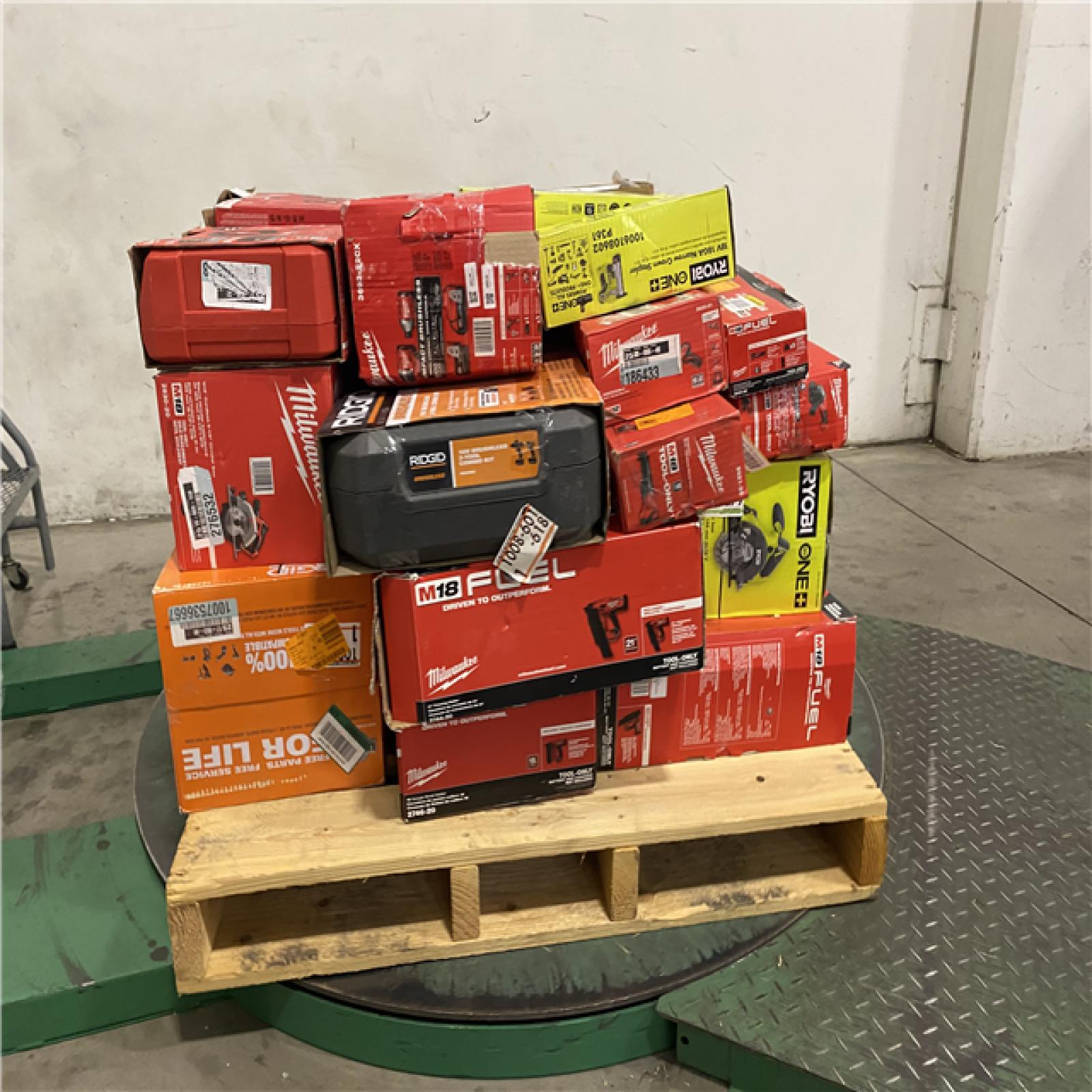 DALLAS LOCATION -AS-IS TOOL PALLET