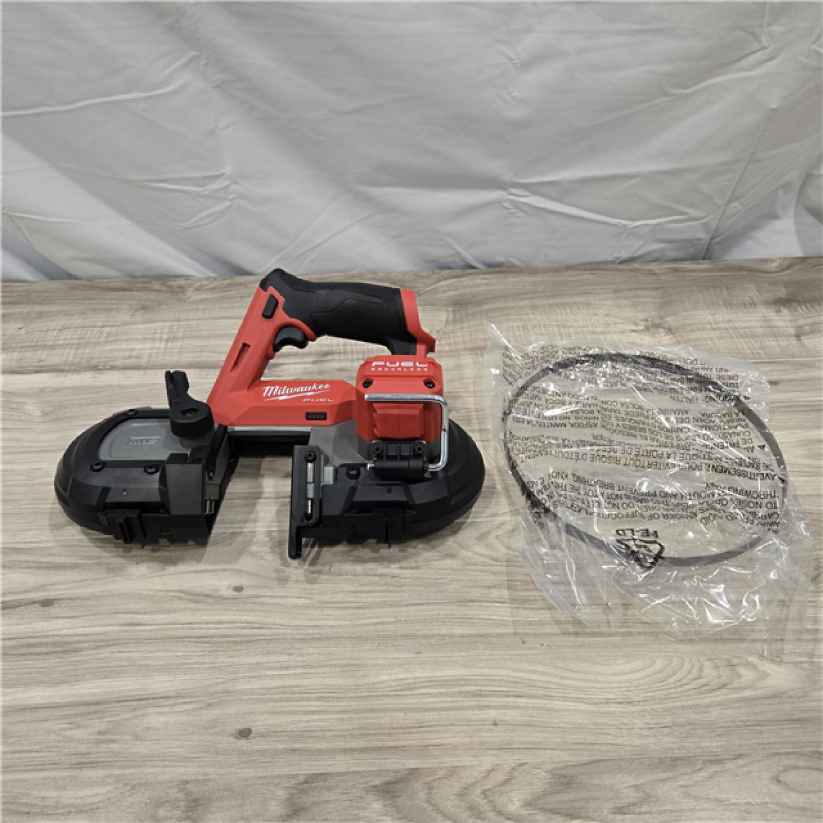 LIKE NEW! - Milwaukee 2529-20 M12 FUEL 12V Compact Band Saw (Tool-Only)