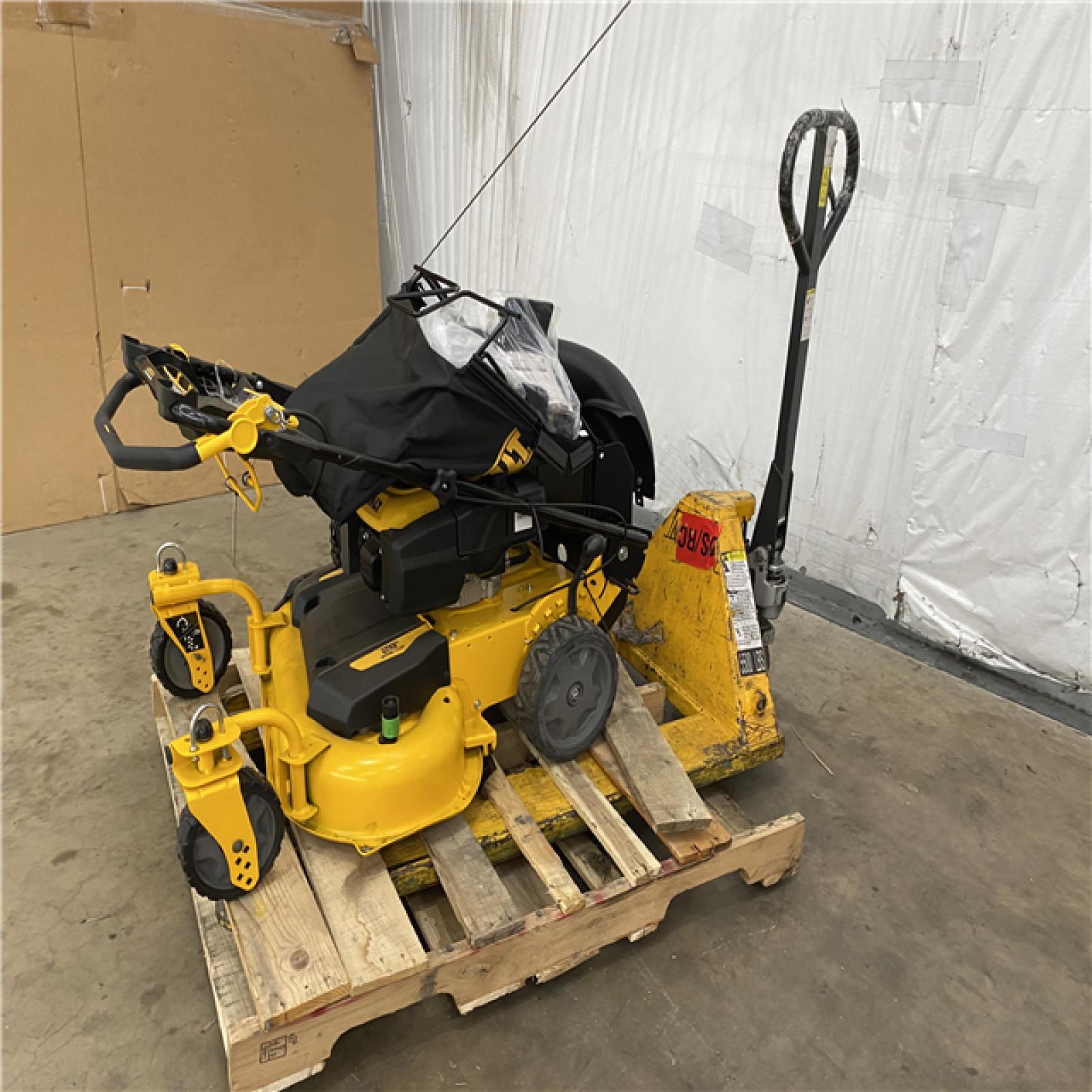 Houston Location AS IS - Outdoor Power Equipment