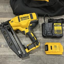 AS-IS DEWALT 20V MAX XR 16-Gauge Electric Cordless Angled Finishing Nailer Kit