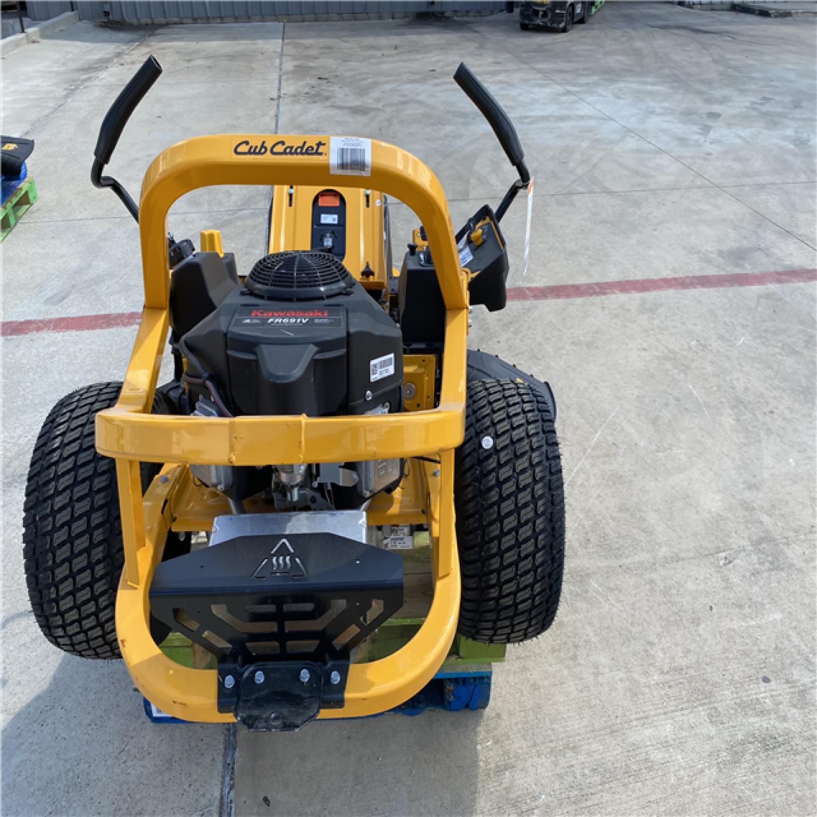 Houston Location - CLUB CADET ZT1 50''