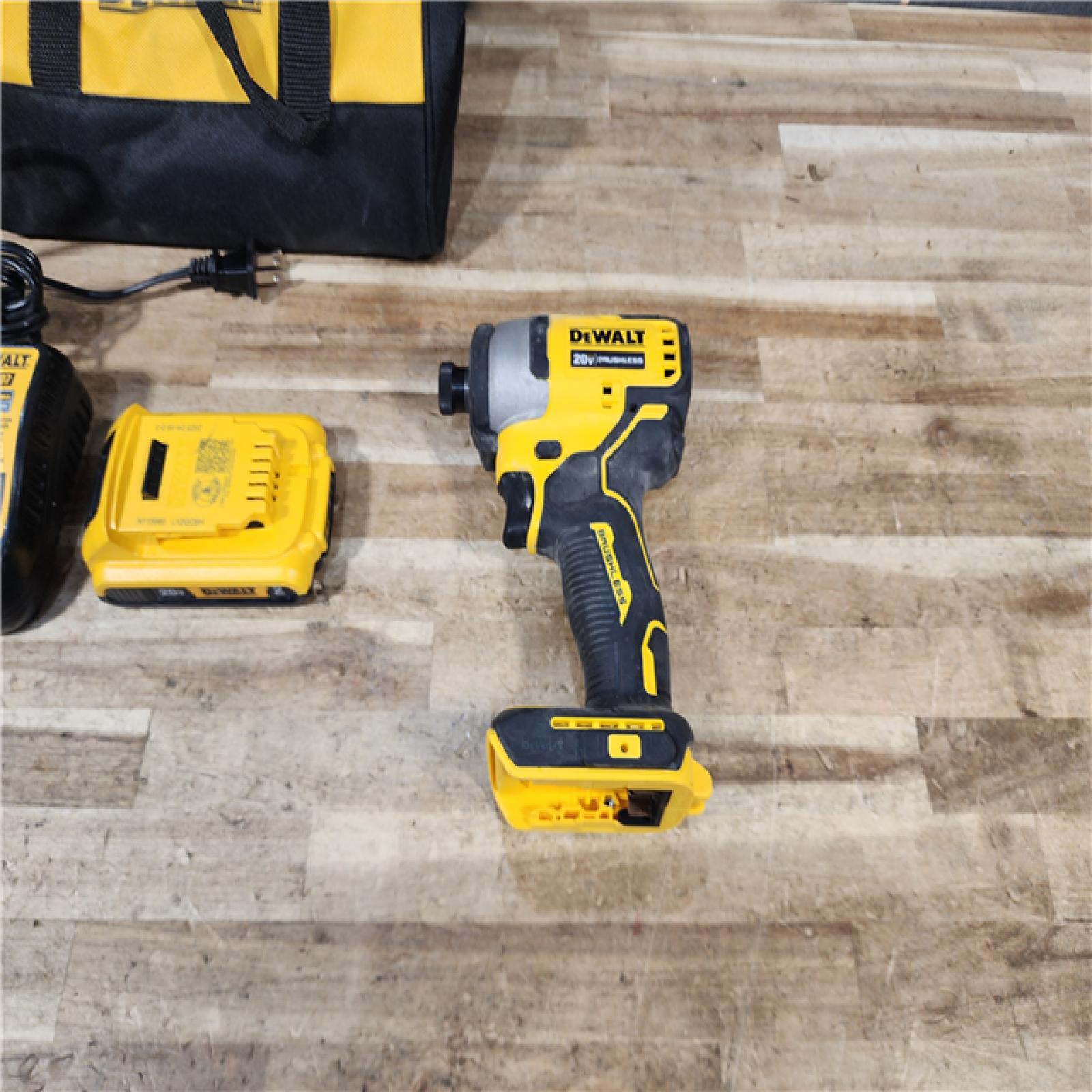 HOUSTON LOCATION - AS - IS DEWALT Atomic 20V Max Lithium-Ion Brushless Cordless Compact 1/4 in. Impact Driver Kit