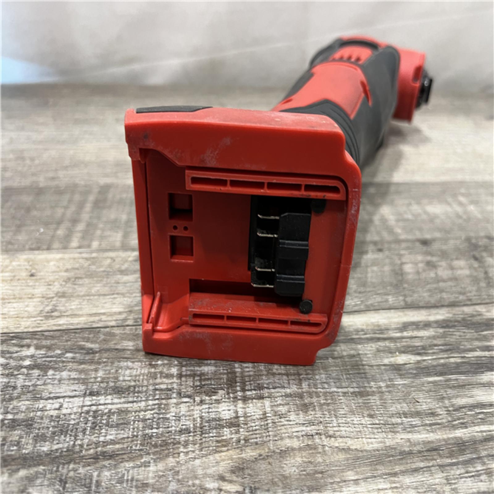 AS-IS Milwaukee 18V Lithium-Ion Cordless Oscillating Multi-Tool (Tool-Only)