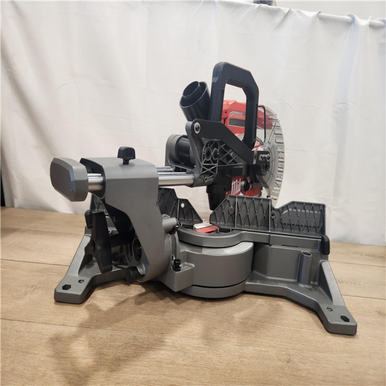 AS-IS- Milwaukee M18 FUEL 7-1/4 in. Cordless Brushless Dual-Bevel Sliding Compound Miter Saw (Tool Only)