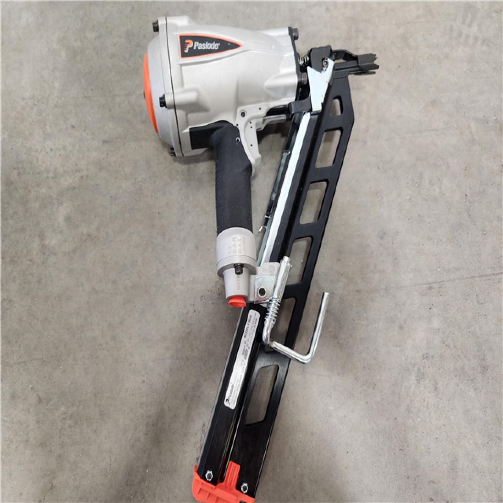 Phoenix Location NEW Paslode Pneumatic 31/2 in. 30 degree Air Corded PowerMaster Plus Clipped
