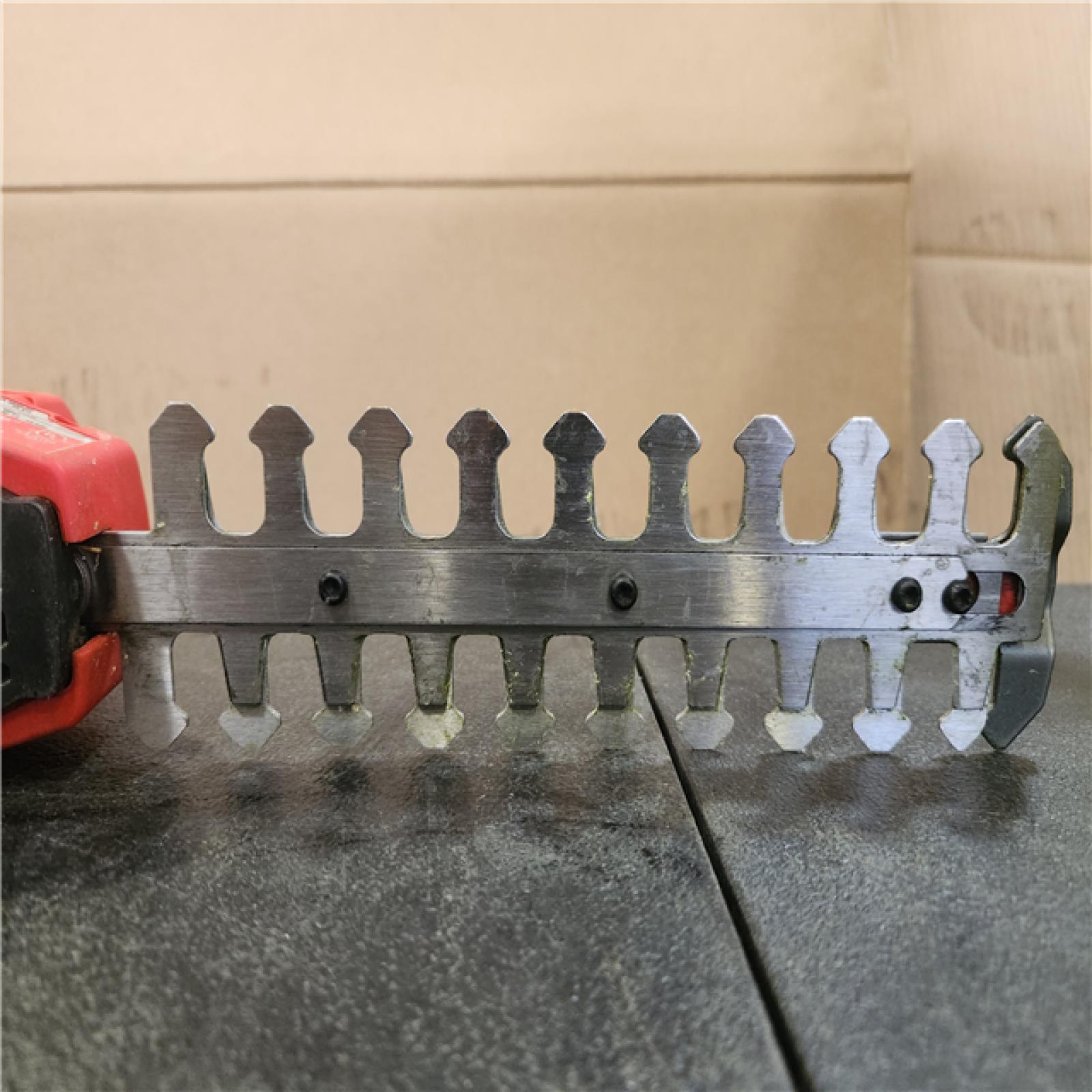 Phoenix Milwaukee M12 FUEL 8 in. 12V Lithium-Ion Brushless Cordless Battery Hedge Trimmer (Tool-Only)