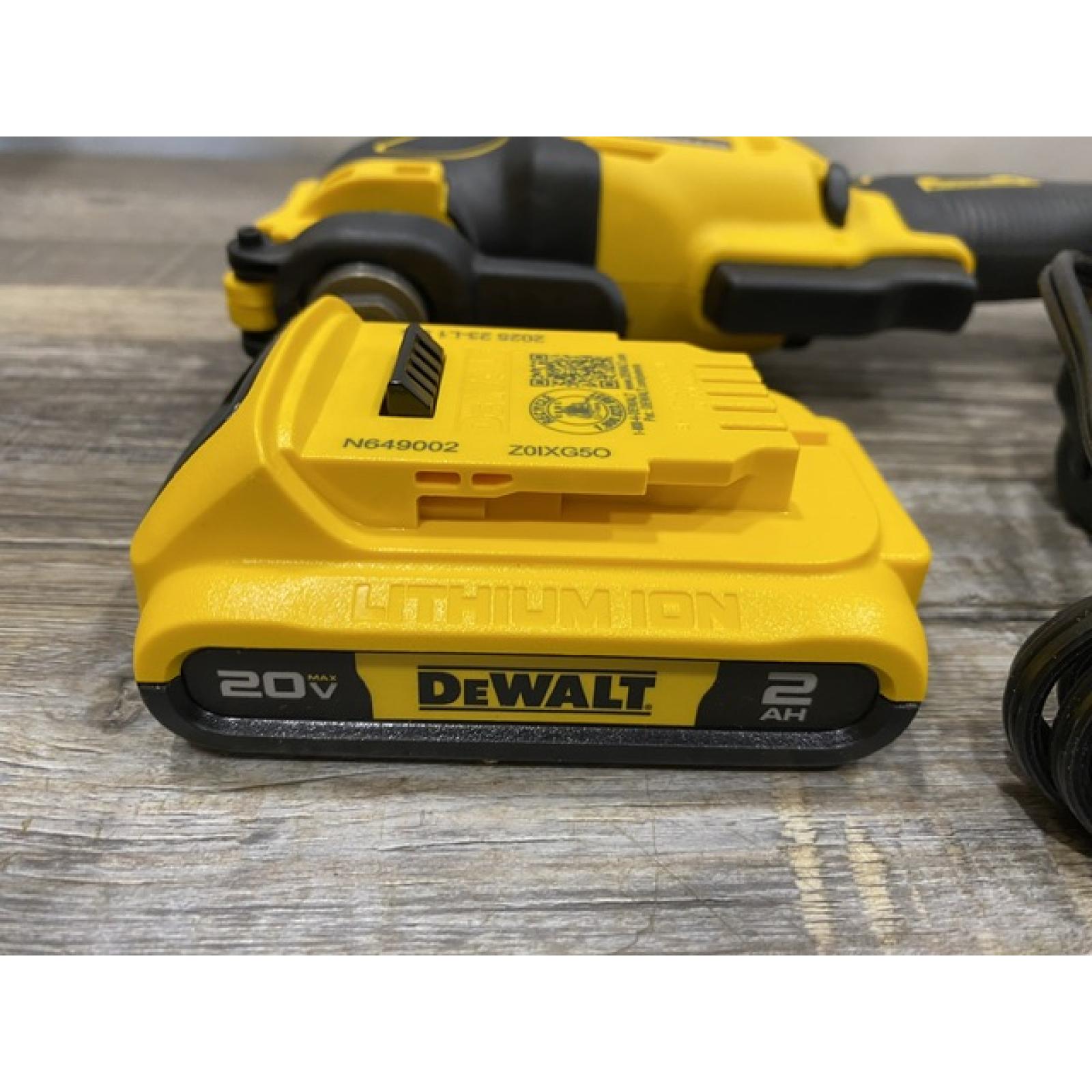 AS-IS DEWALT ATOMIC 20V MAX Cordless Brushless Oscillating Multi Tool Kit