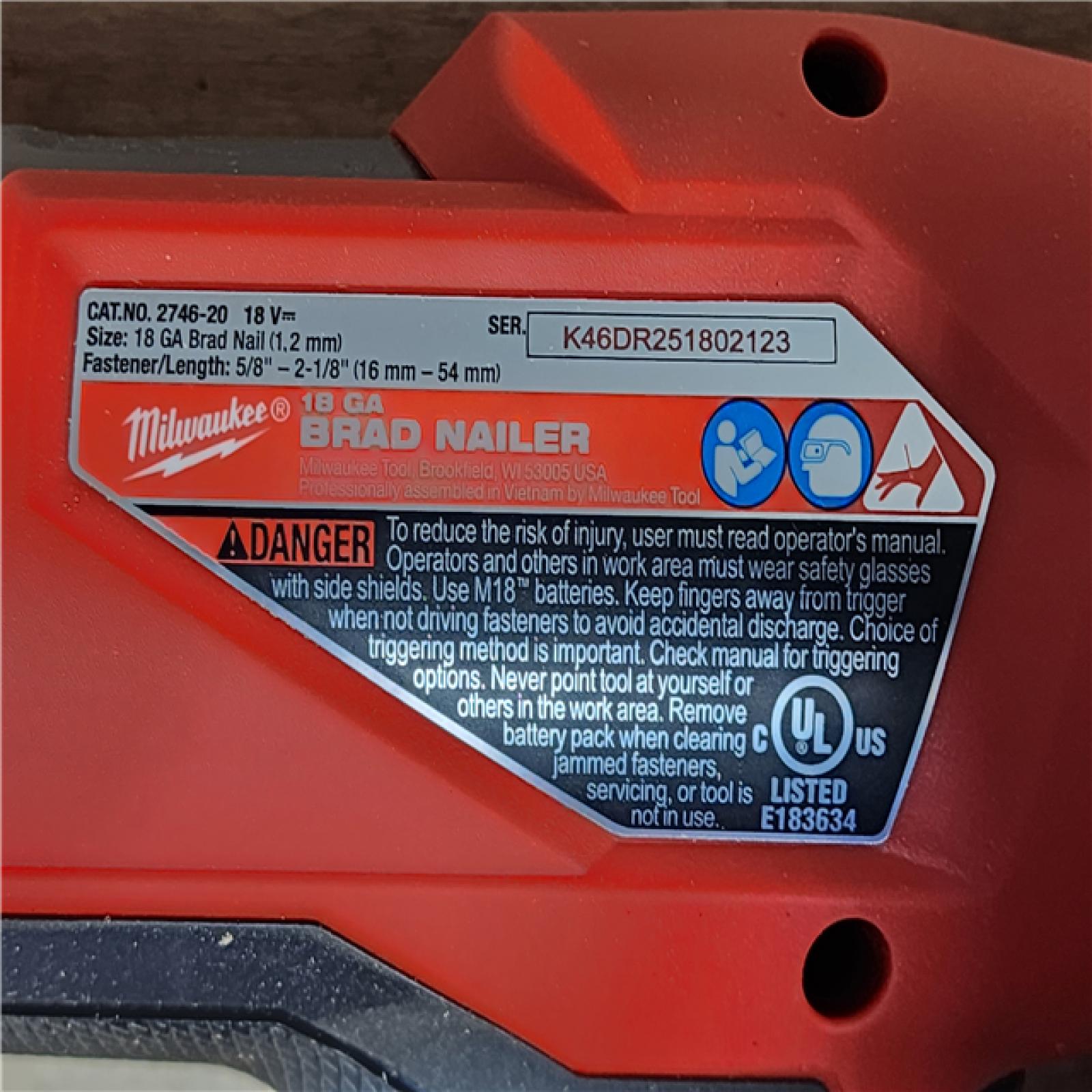 HOUSTON LOCATION - AS-IS Milwaukee FUEL 18-Volt Lithium-Ion Brushless Cordless Gen II 18-Gauge Brad Nailer (Tool-Only)