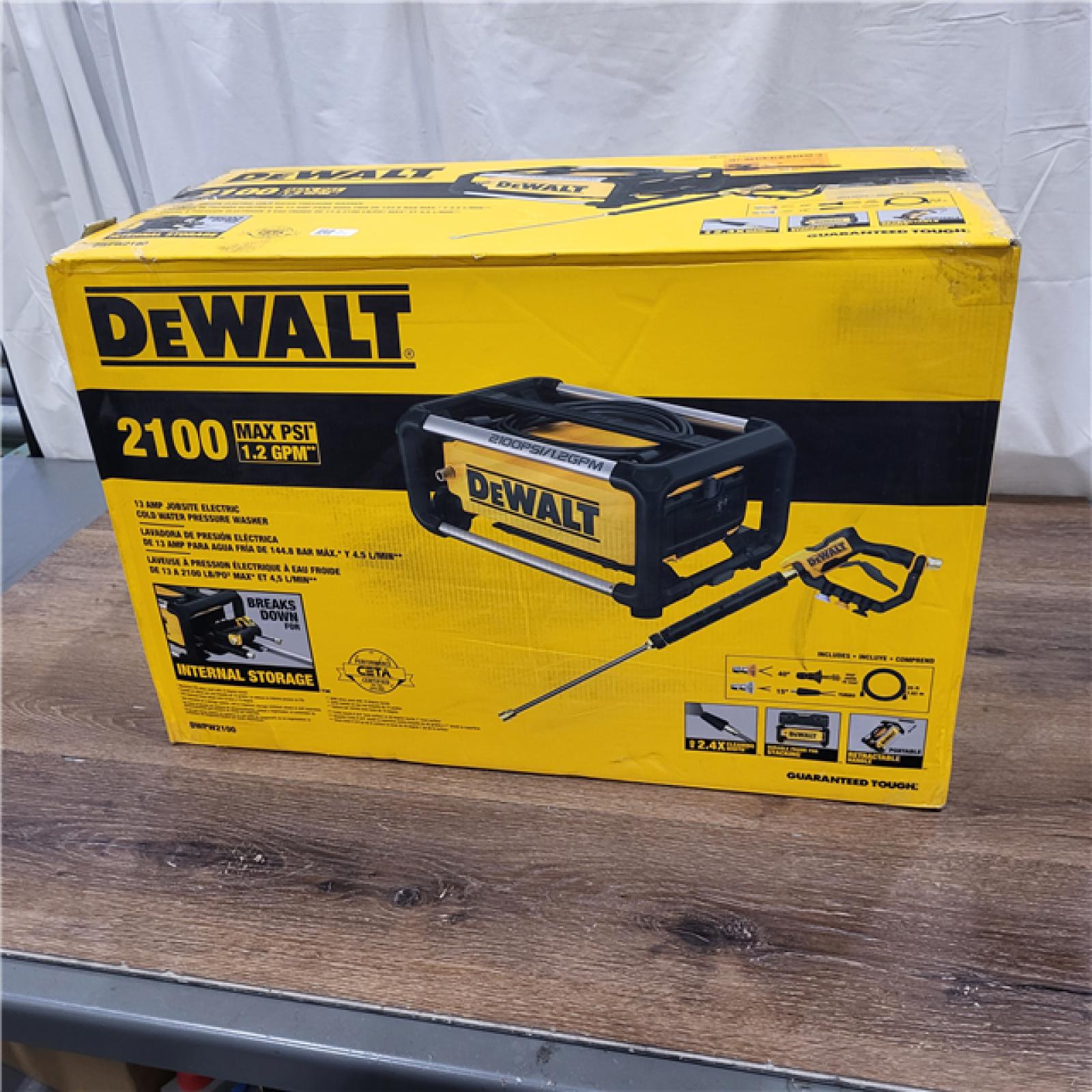 NEW! DEWALT Electric Pressure Washer 2100 PSI Jobsite Power Washer DWPW2100