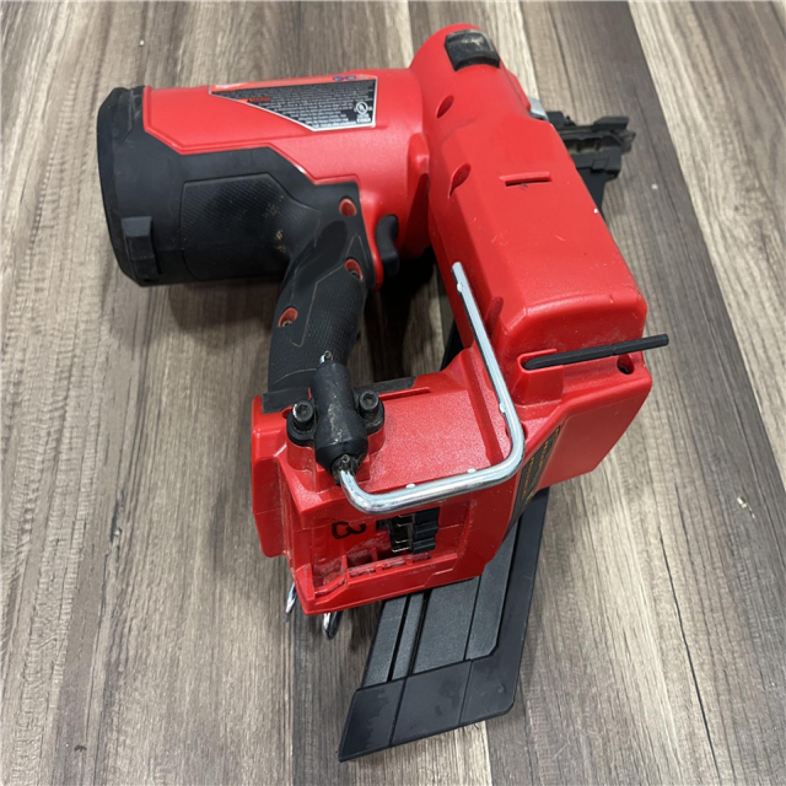 GOOD Milwaukee M18 FUEL 3-1/2 in. 18-Volt 30-Degree Lithium-Ion Brushless Cordless Framing Nailer (Tool-Only)