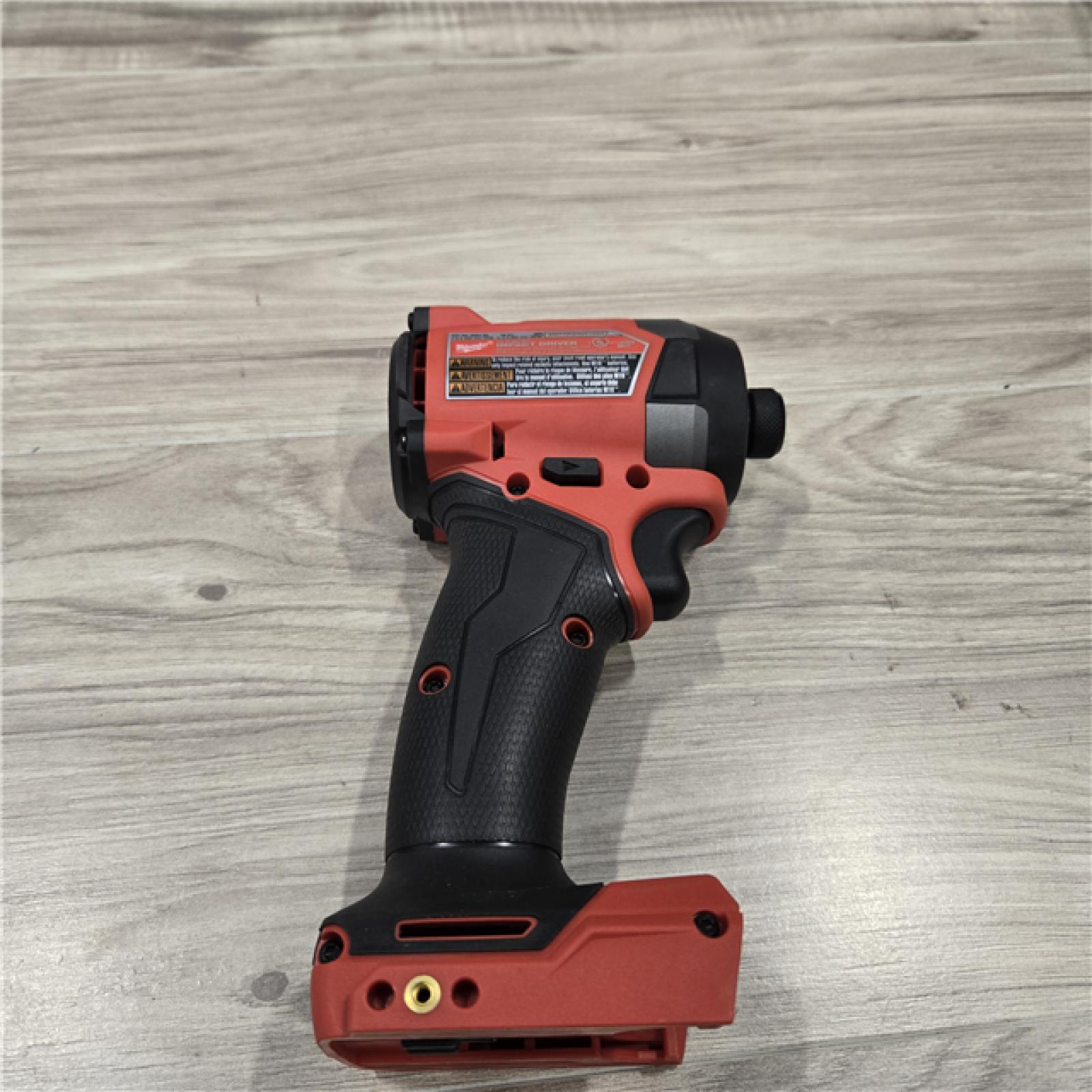 LIKE NEW! - Milwaukee 2953-22 M18 FUEL Hex Impact Driver Kit