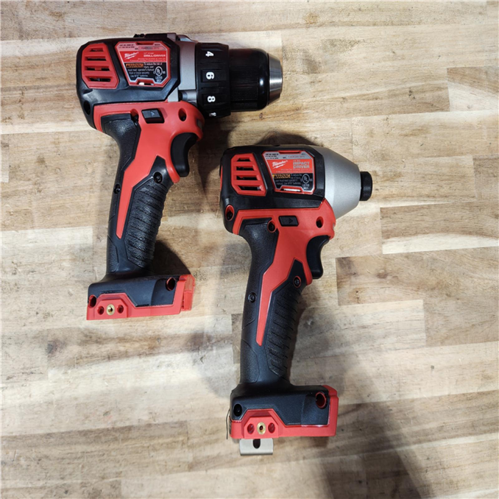 HOUSTON LOCATION - AS-IS Milwaukee M18 18V Lithium-Ion Cordless Drill Driver/Impact Driver Combo Kit