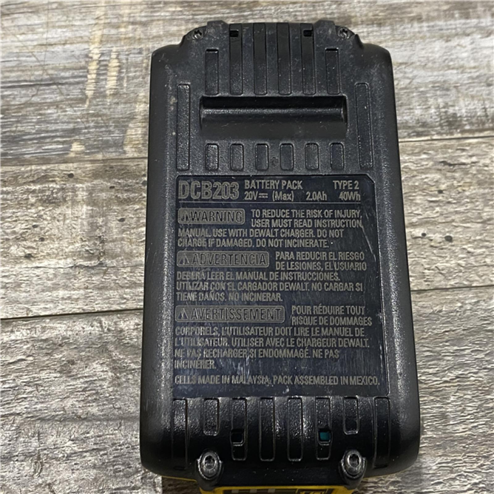 AS-IS DEWALT Atomic 20V Max Lithium-Ion Brushless Cordless Compact 1/4 in. Impact Driver Kit