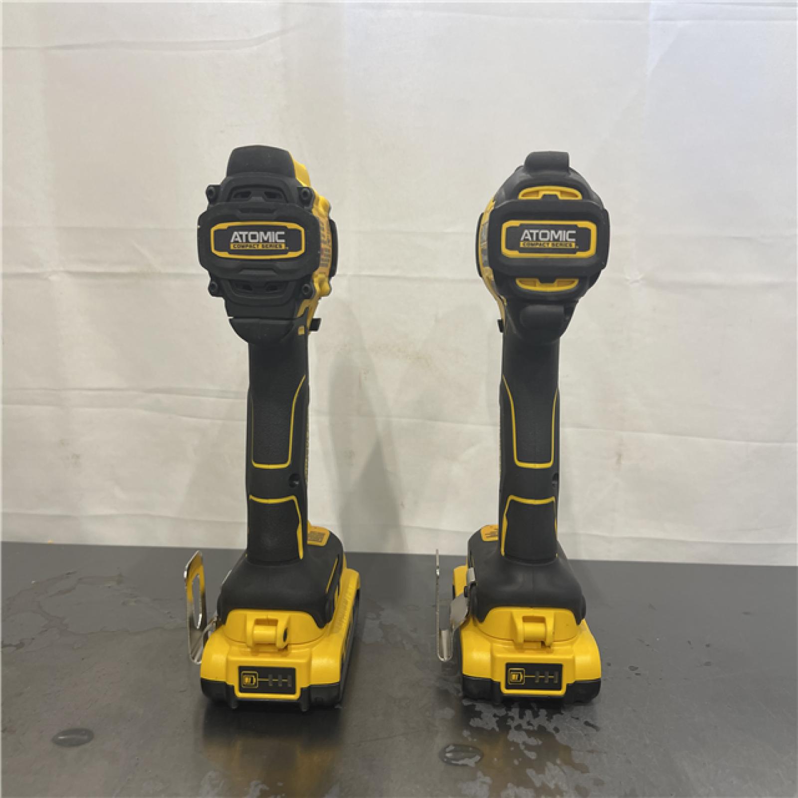 AS-IS- DEWALT ATOMIC 20-Volt MAX Lithium-Ion Cordless Combo Kit