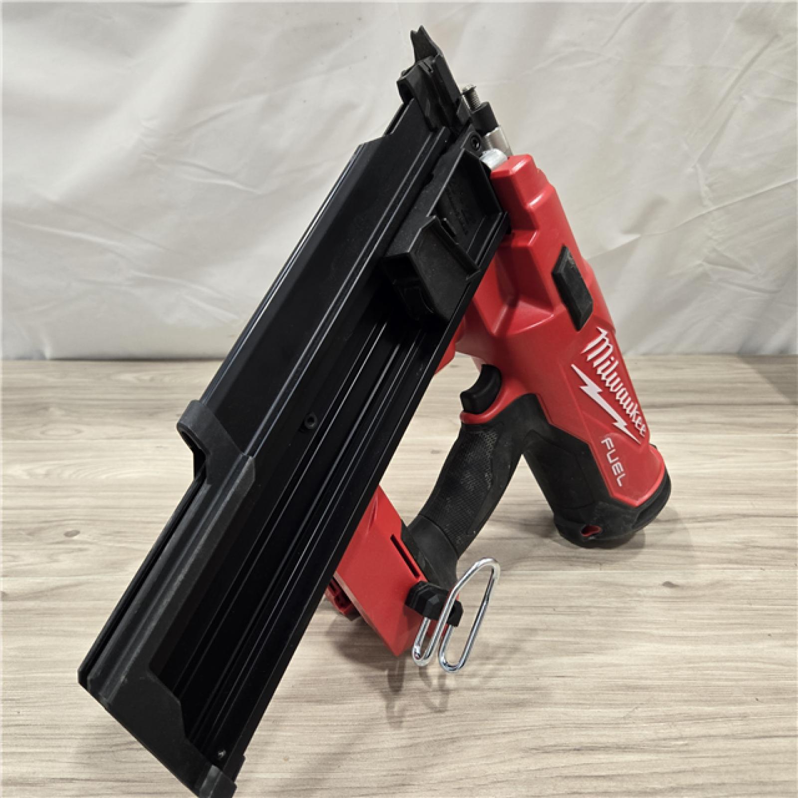 AS-IS Milwaukee 2744-20 M18 FUEL 3-1/2 in. 18V 21-Degree Cordless Framing Nailer (Tool-Only)
