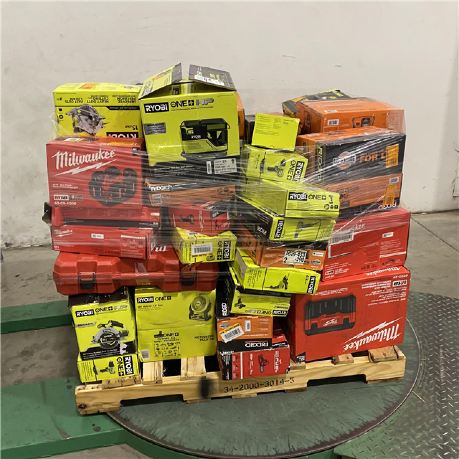 Dallas Location - As-Is Tool Pallet