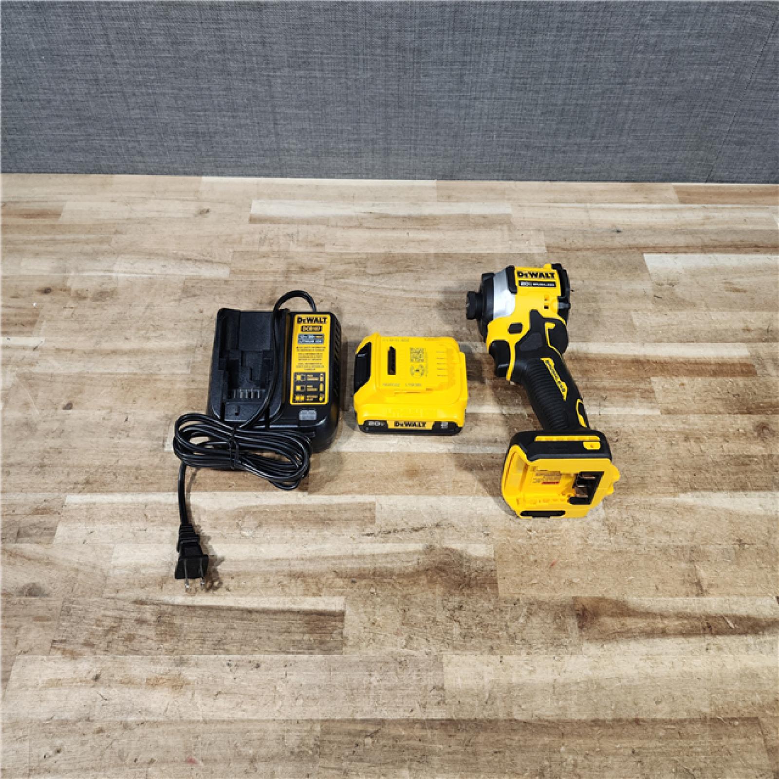HOUSTON LOCATION - AS - IS DEWALT ATOMIC 20V MAX Cordless Brushless Compact 1/4 in. Impact Driver COMBO KIT