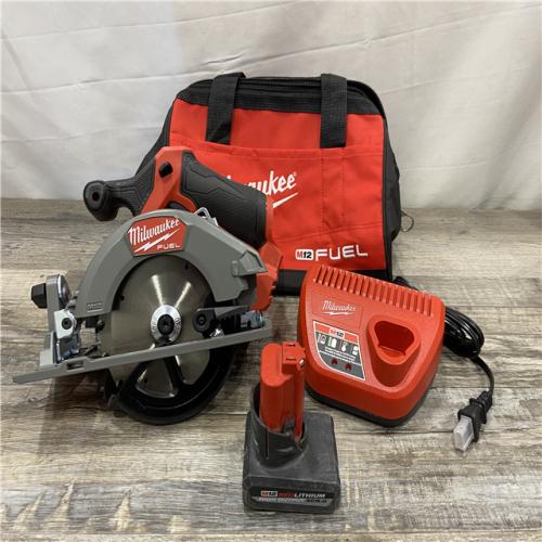 AS-SI Milwaukee FUEL 12V Lithium-Ion Brushless 5-3/8 in. Cordless Circular Saw Kit
