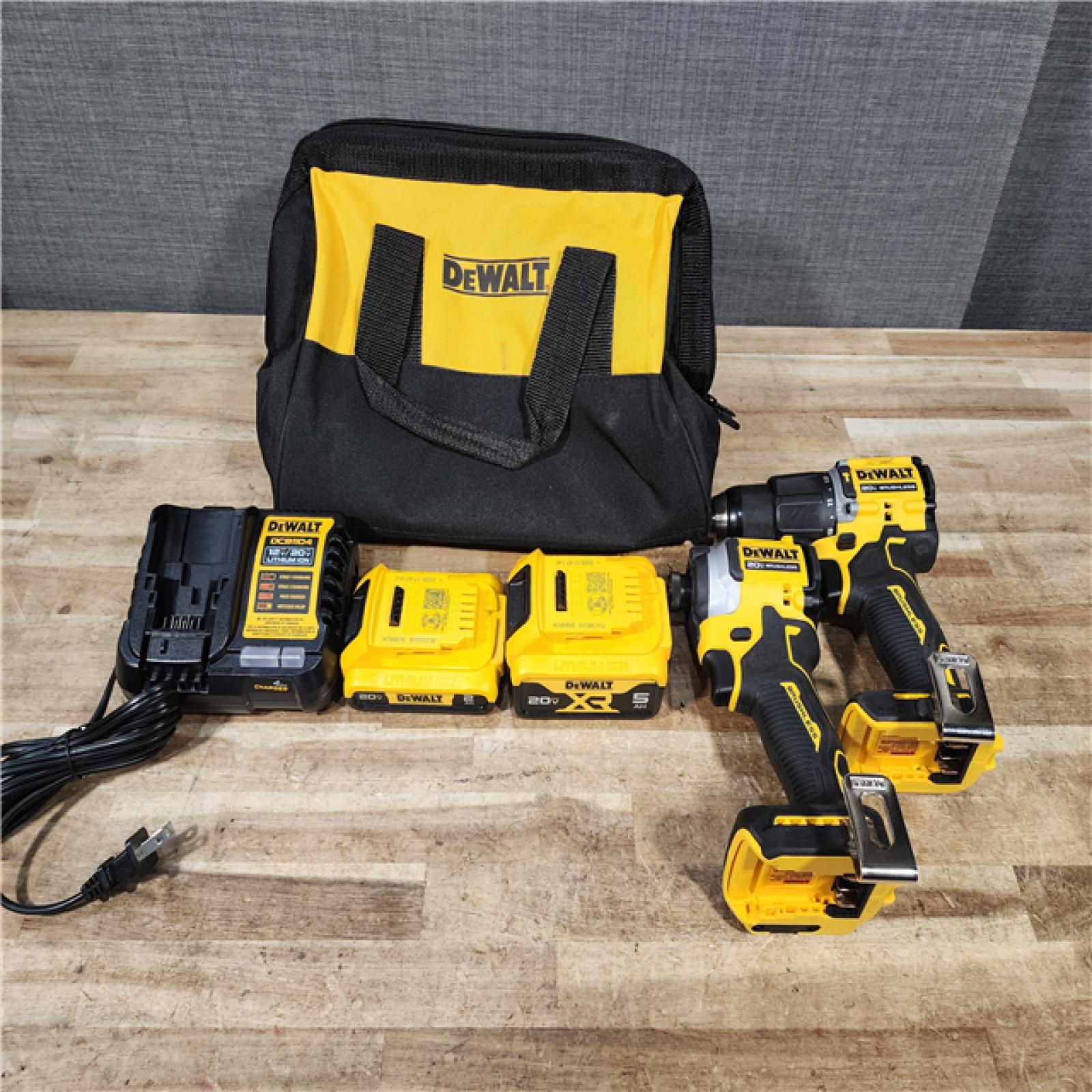 HOUSTON LOCATION - AS - IS DEWALT ATOMIC 20V MAX Lithium-Ion Cordless 2-Tool Combo Kit