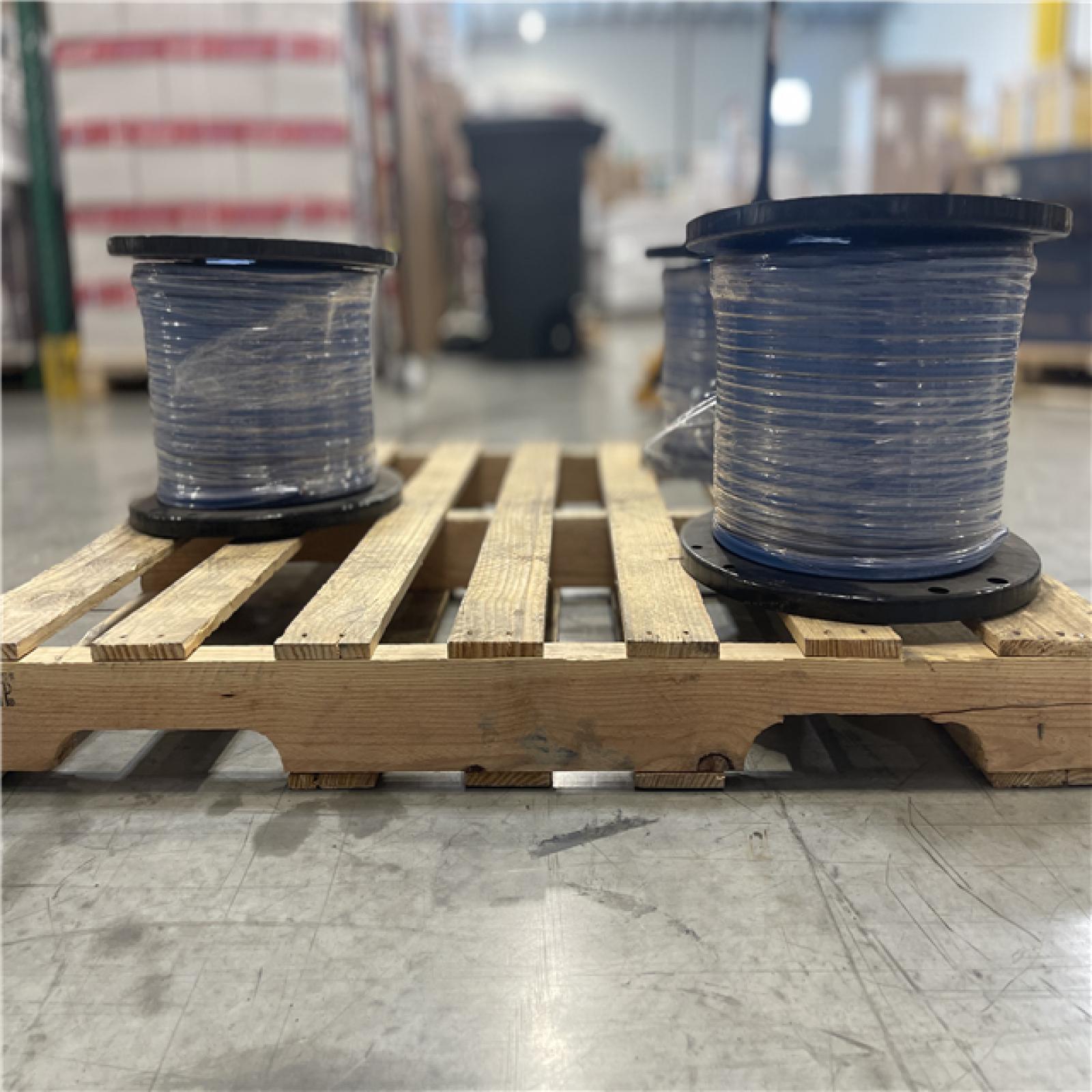 DALLAS LOCATION - SOUTHWIRE NMB 14/3 G BLUE JKT 1 000SP PALLET-(3 SPOOLS)